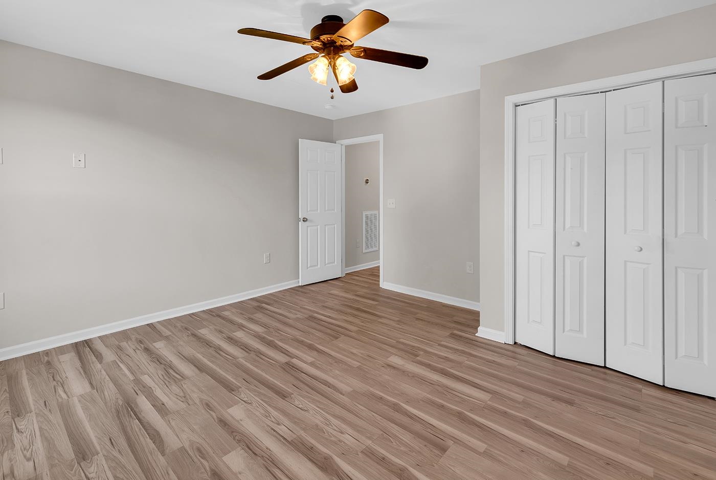 2241 Deerfield Ave.