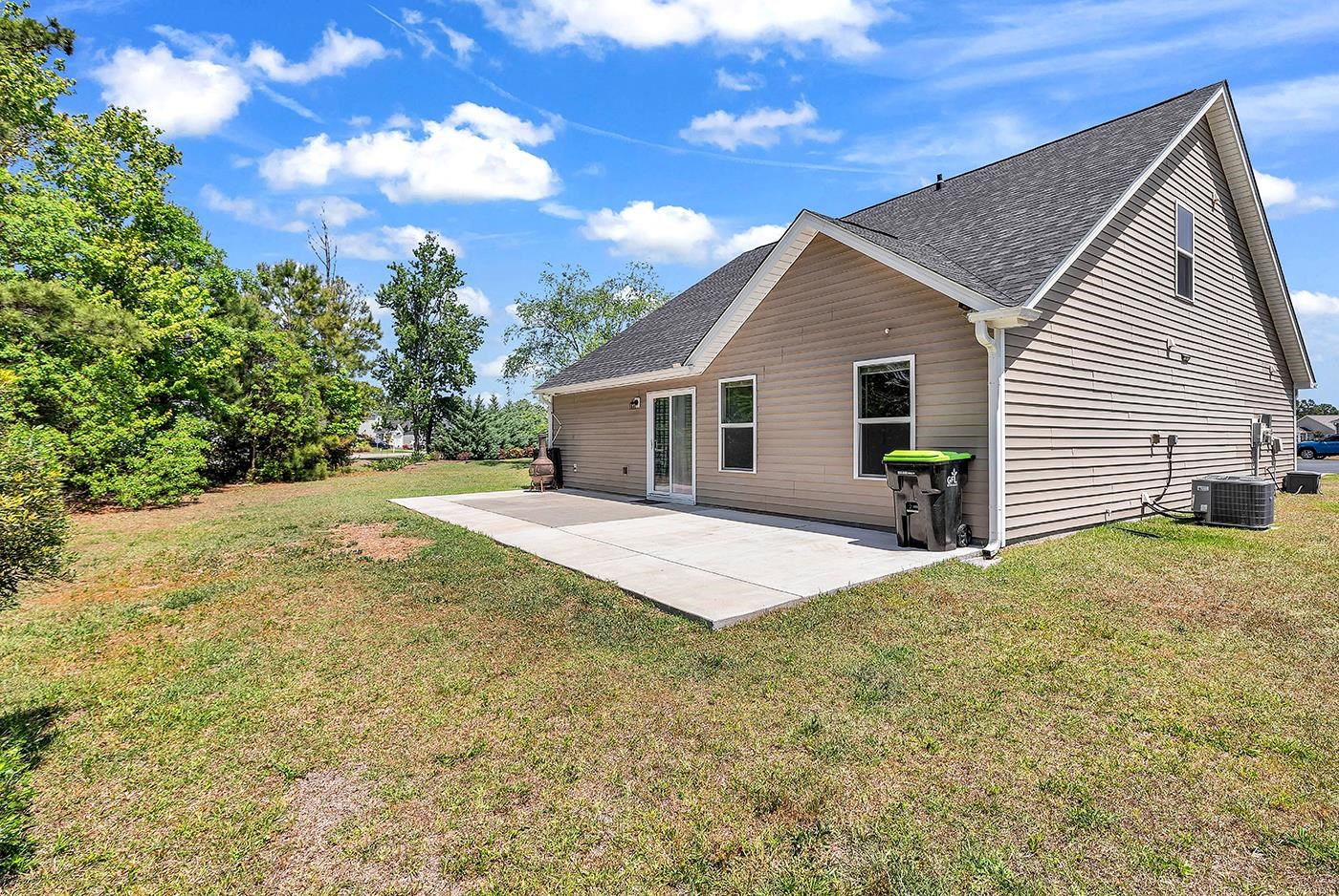 2241 Deerfield Ave.