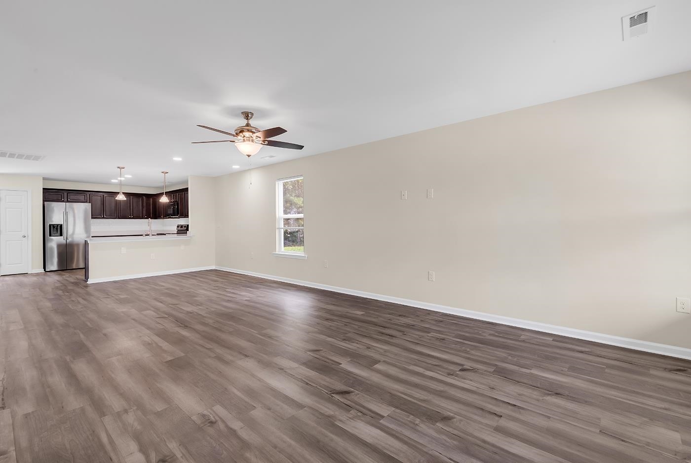 2241 Deerfield Ave.