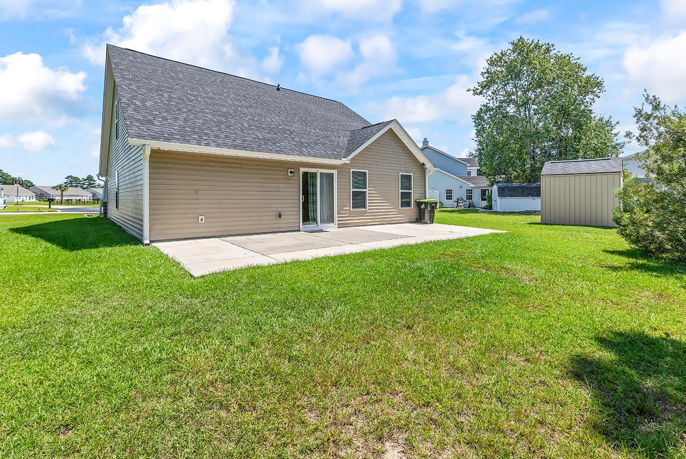 2241 Deerfield Ave.