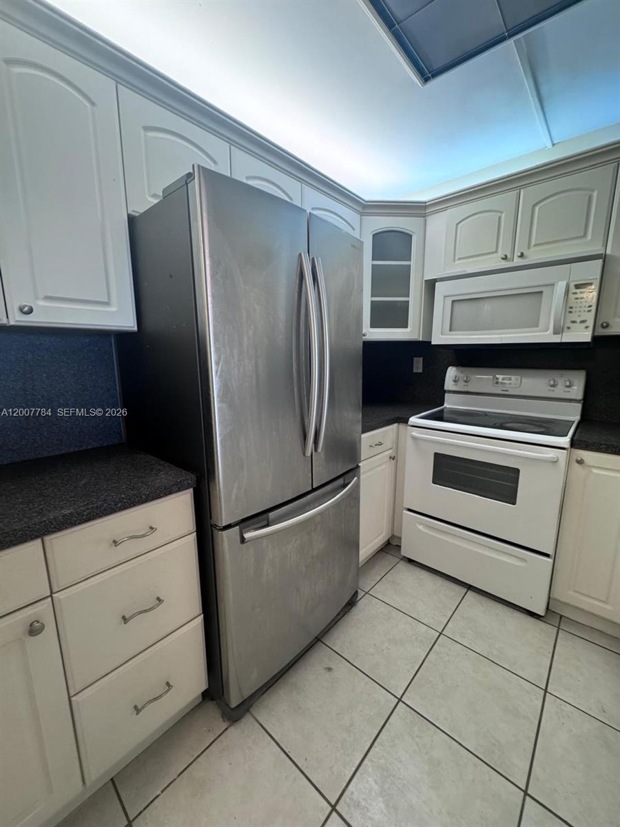 Property photo # 6