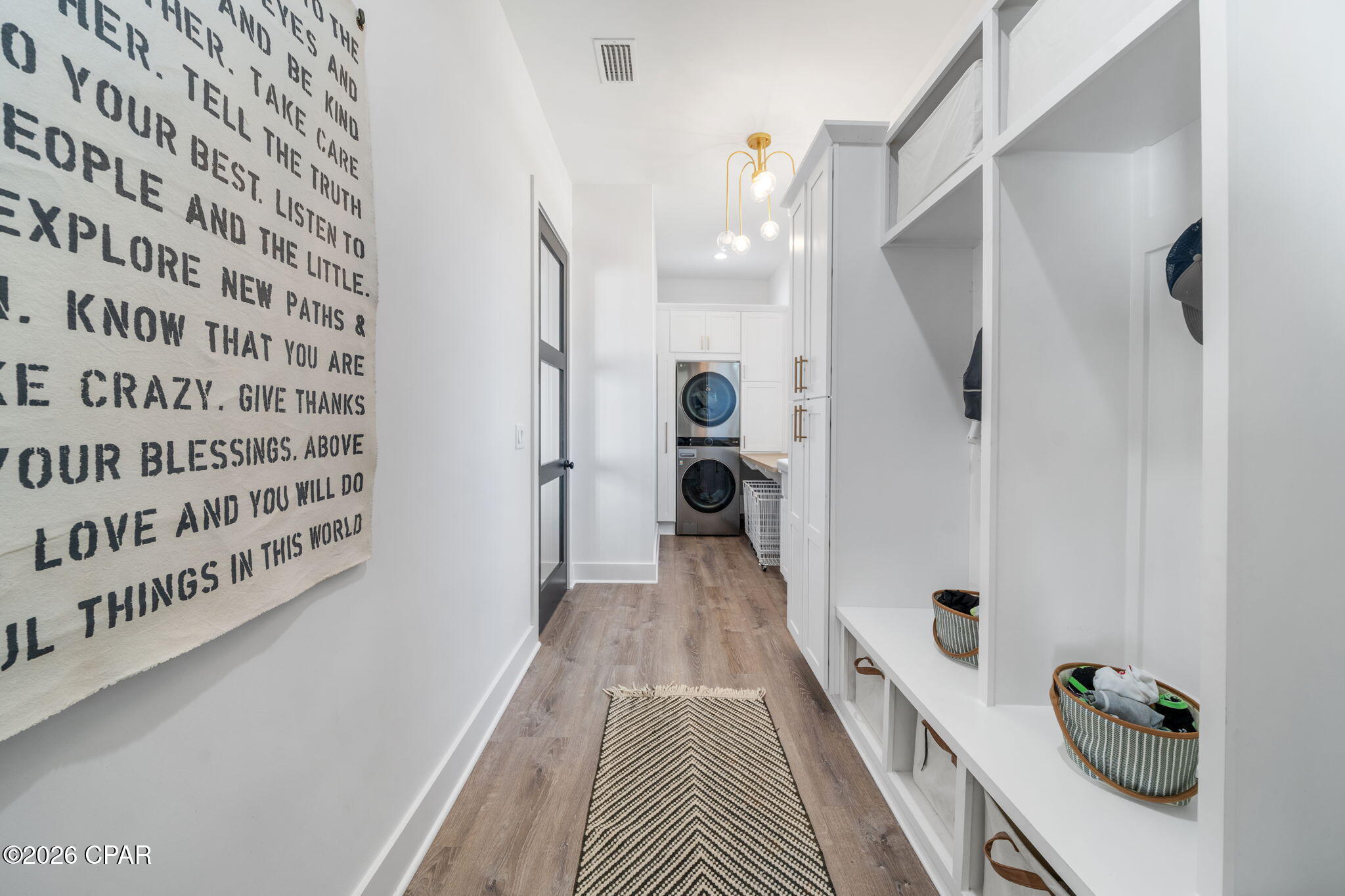 Image 33 For 211 Cicero Street