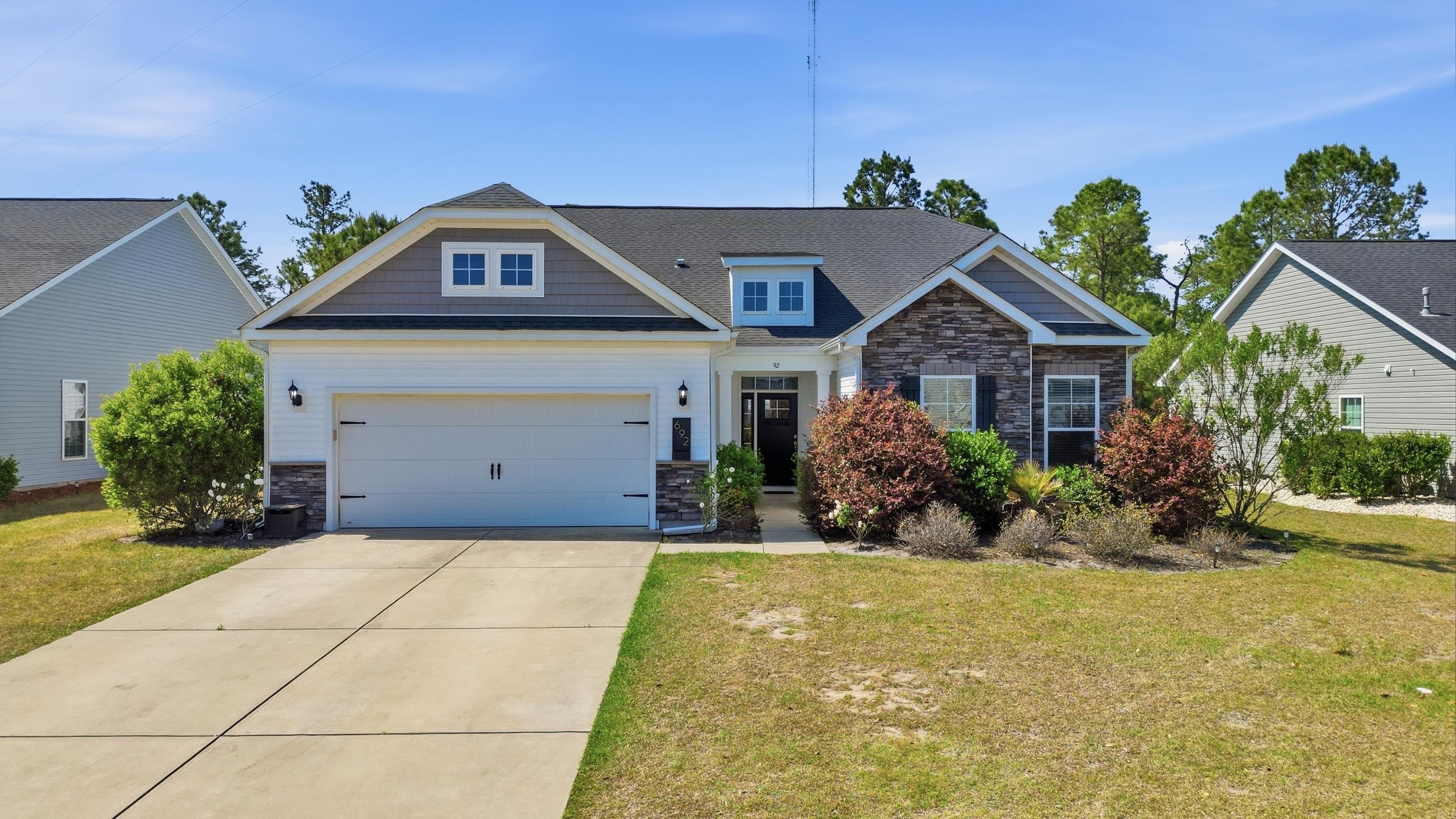 692 Tattlesbury Dr. Conway, SC 29526