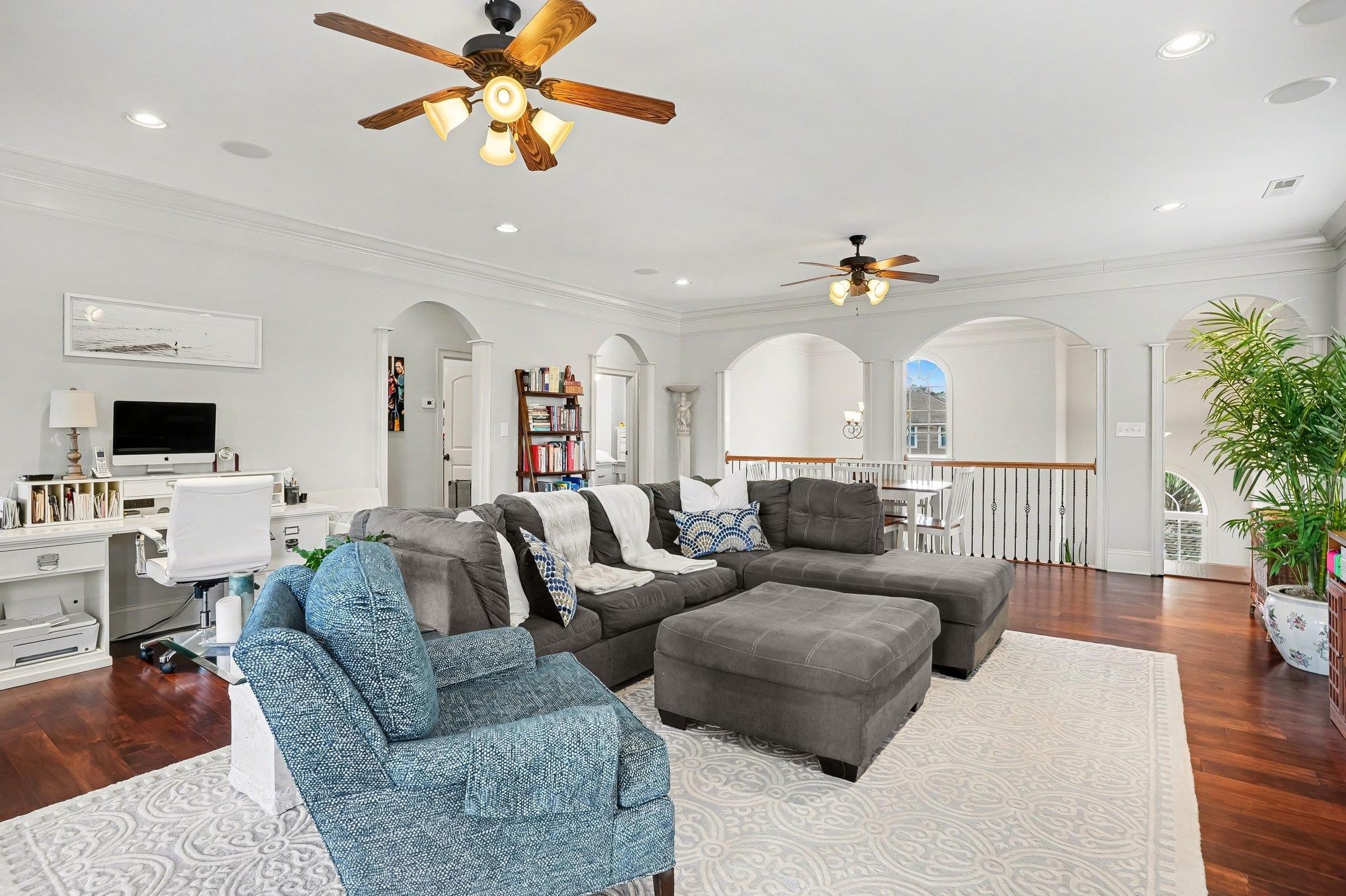 2610824 | Photo 27