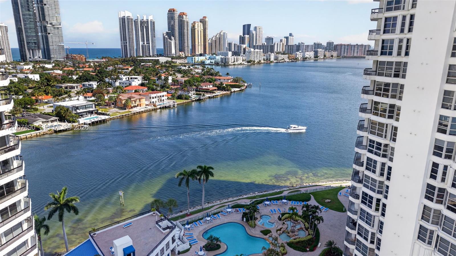 Mystic Pointe Condo No Tw