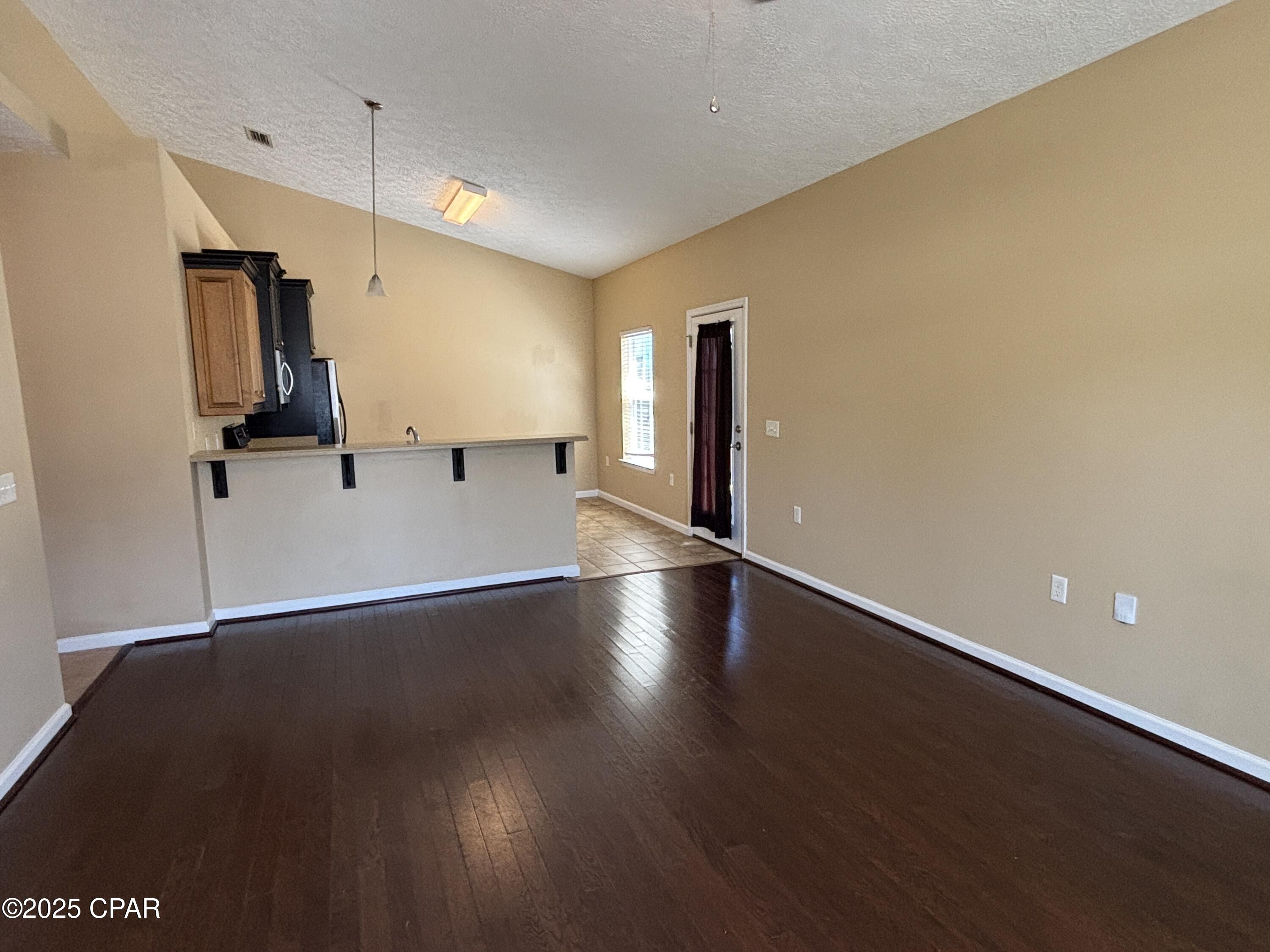 Image 4 For 2611 Avondale Court