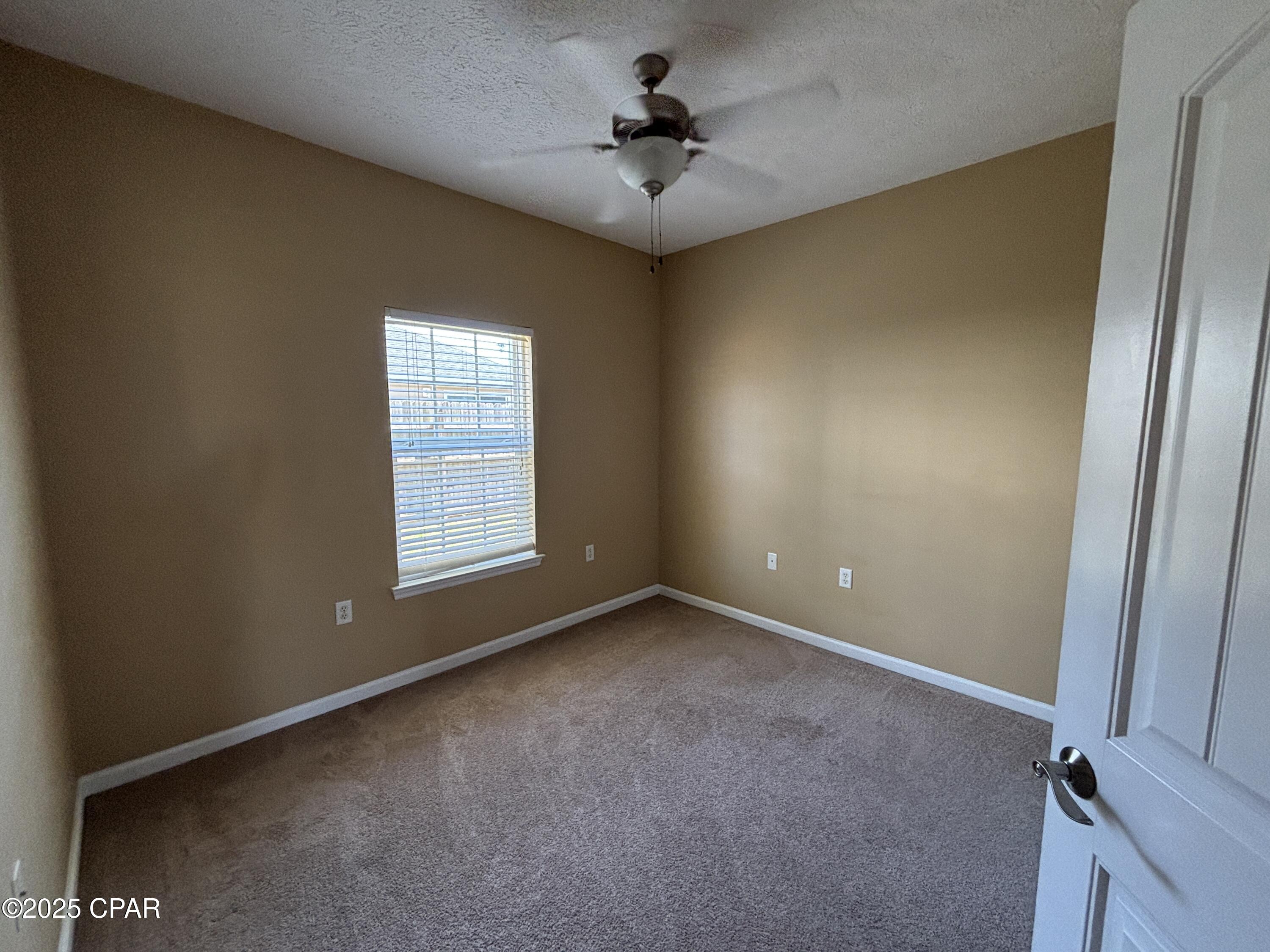Image 9 For 2611 Avondale Court