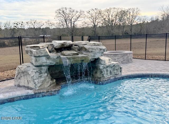 Listing photo id 32 for 686 Alford Road
