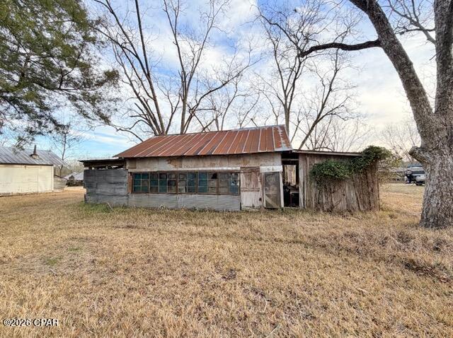 Listing photo id 41 for 686 Alford Road