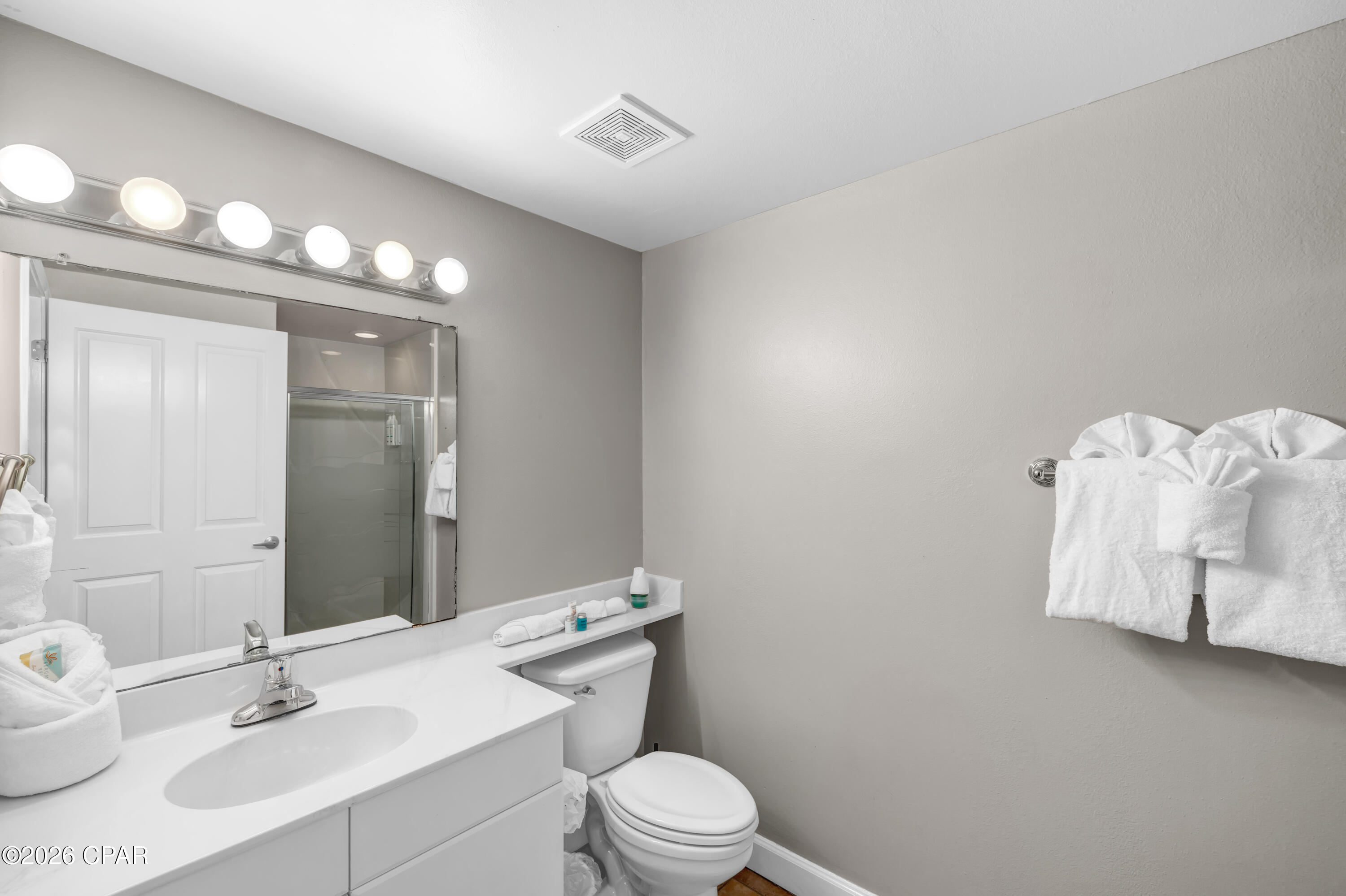 Image 19 For 9900 Thomas Drive 1104