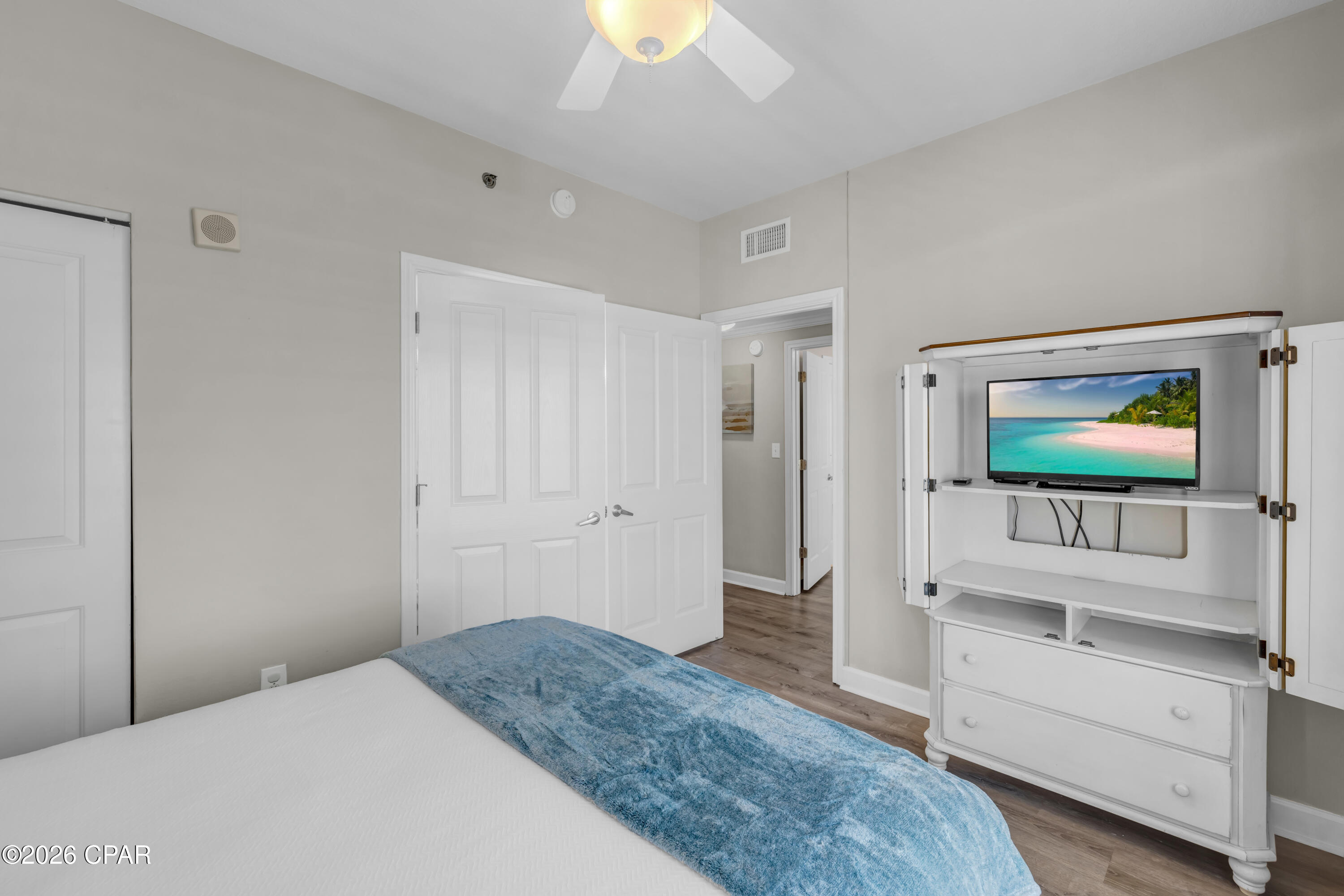 Image 32 For 9900 Thomas Drive 1104