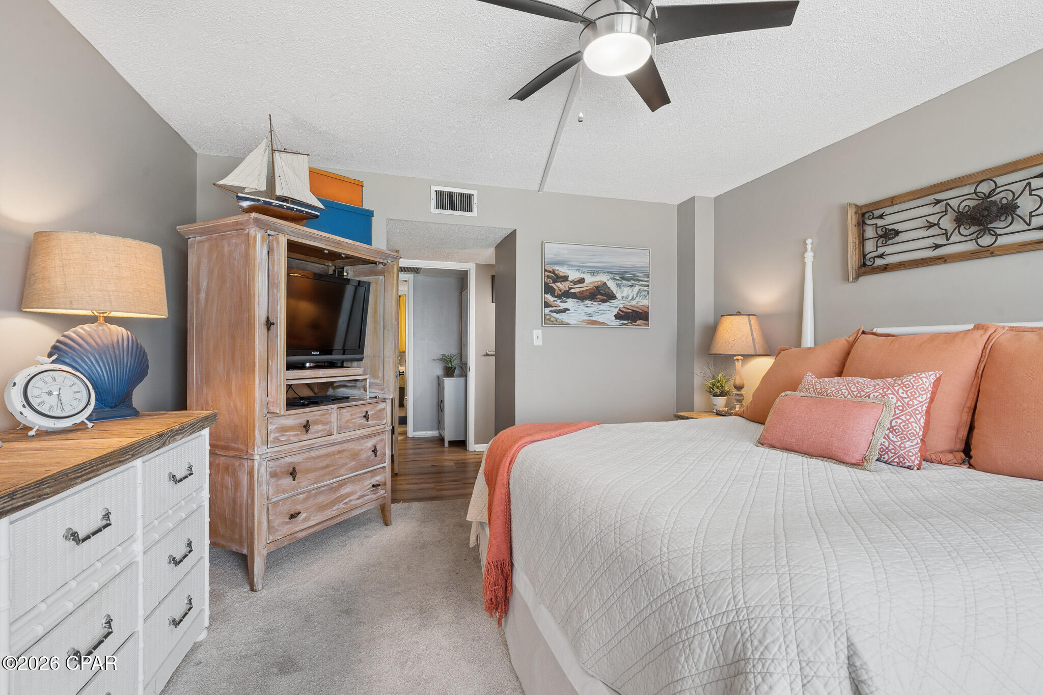 Image 11 For 7205 Thomas Drive D704
