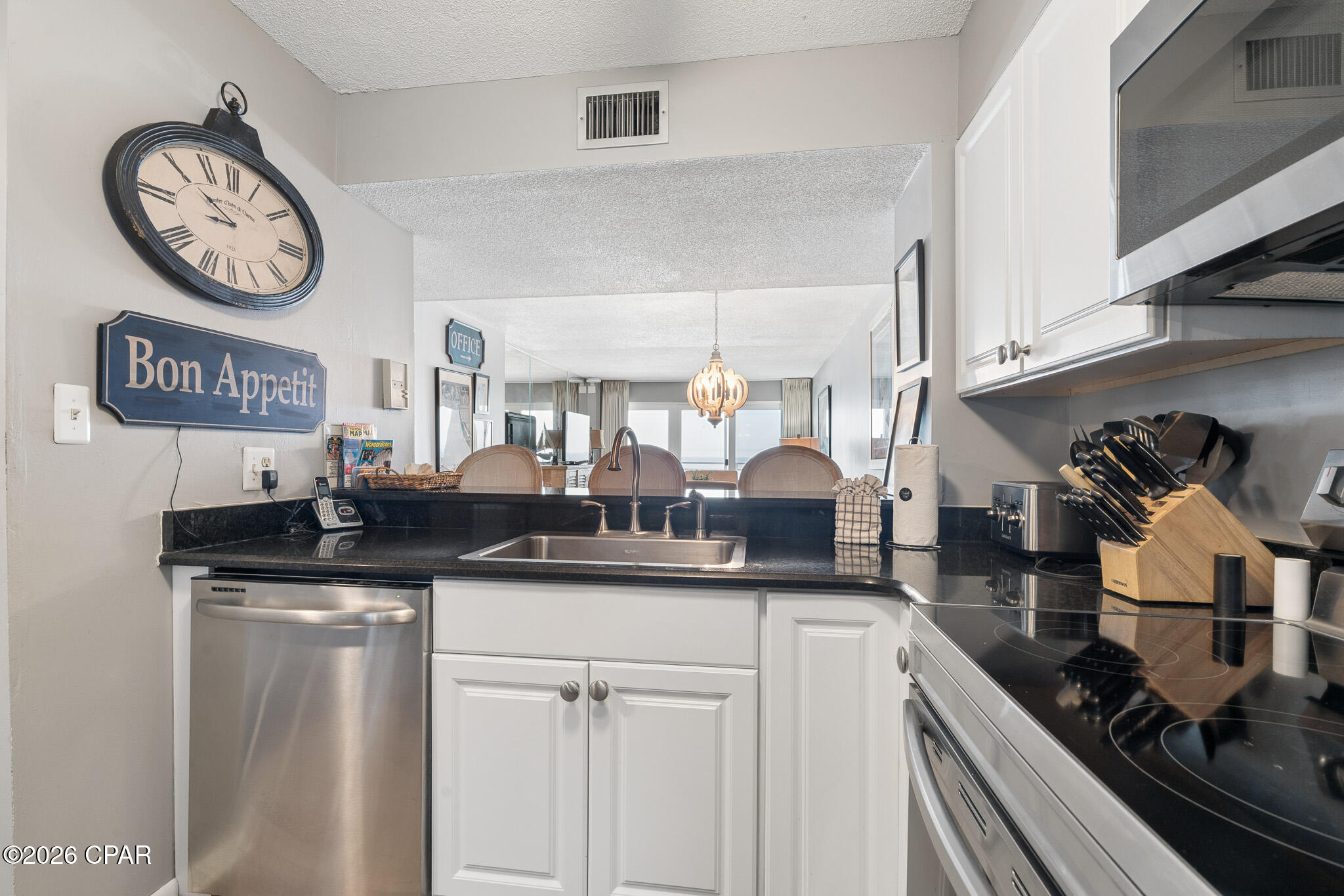Image 18 For 7205 Thomas Drive D704