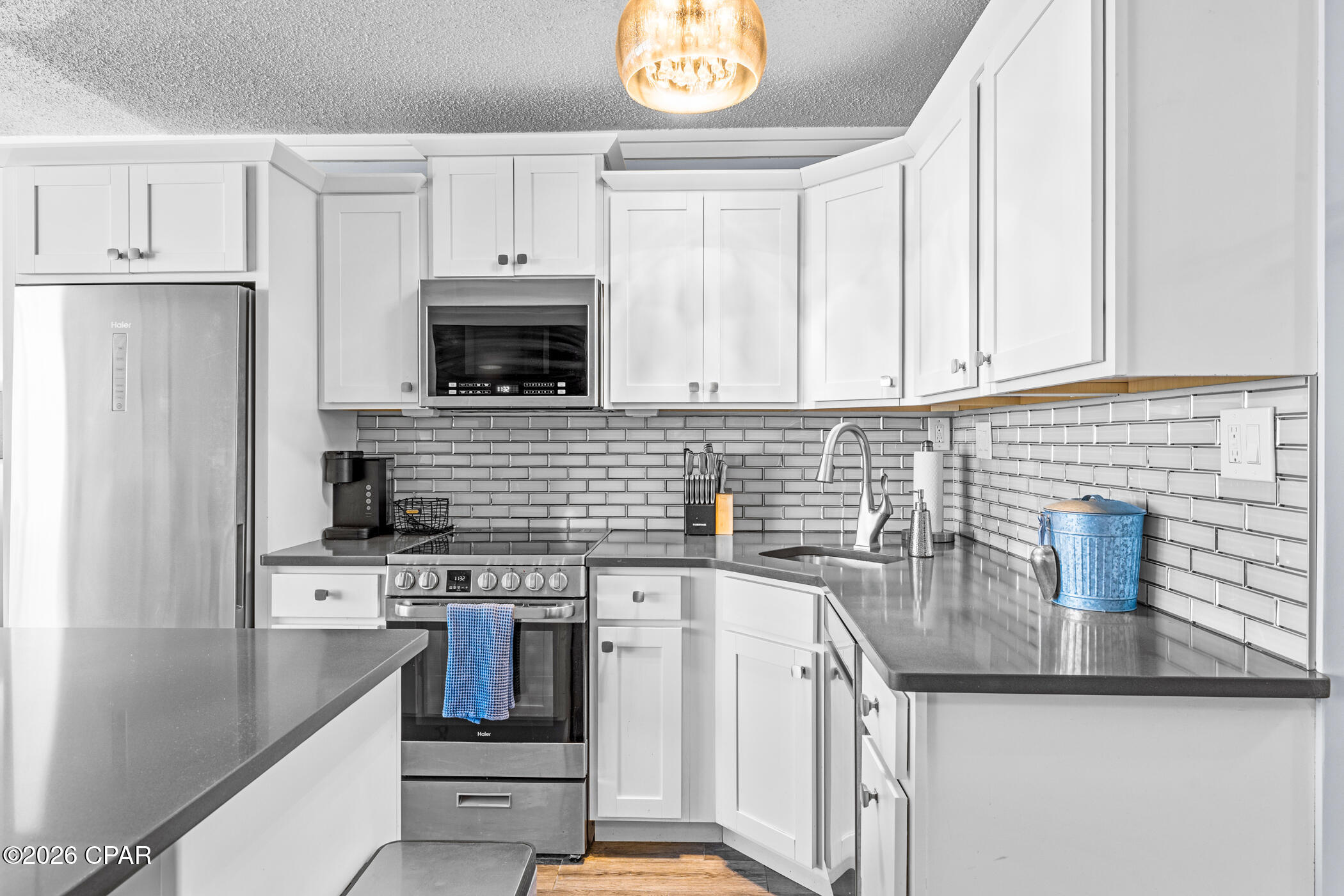 Image 8 For 8817 Thomas Drive A624