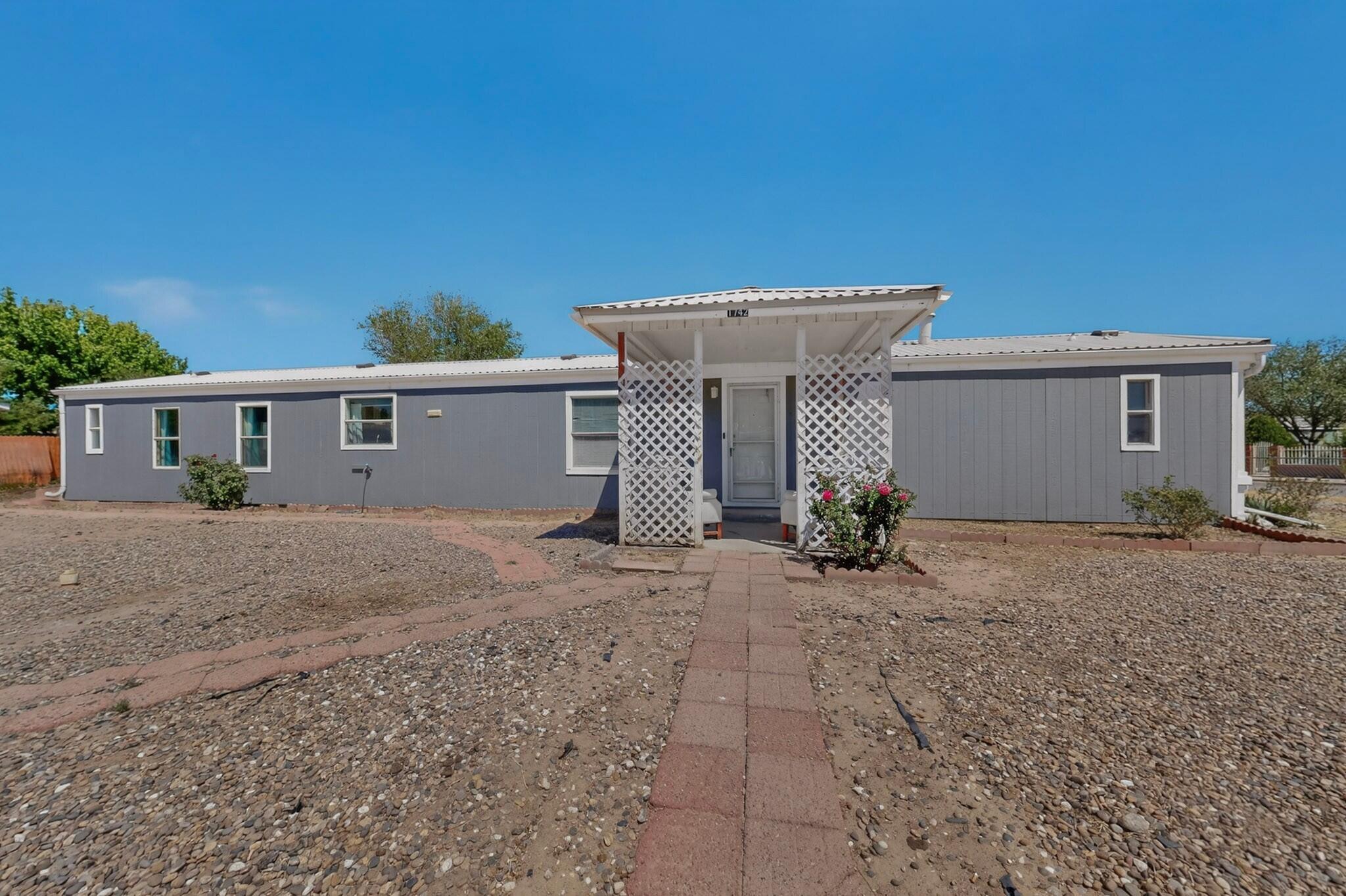 Homes for sale in Los Lunas, NM | 1742 Chamisa Ave Se, Los Lunas, NM 87031 | MLS# 1102475