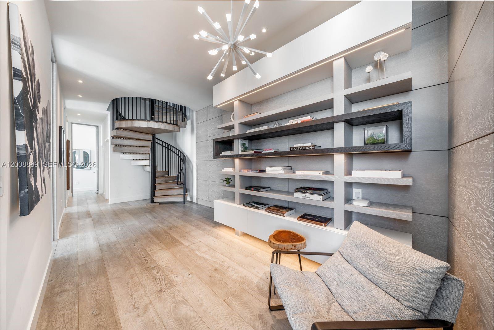 Condo for Sale in Miami, FL