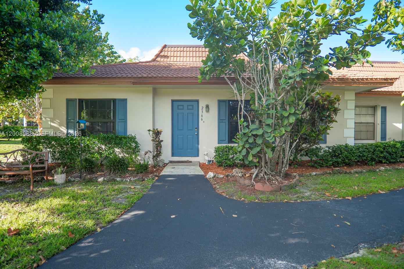 2366 70th Way Unit 4, Davie, Florida 33317