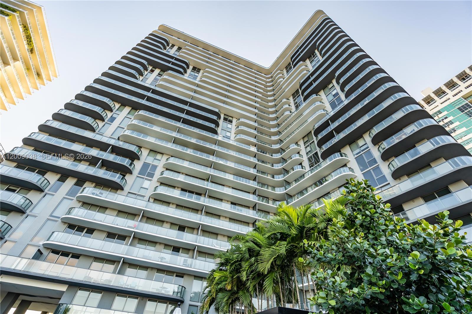 121 NE 34th St #2810, Miami FL 33137