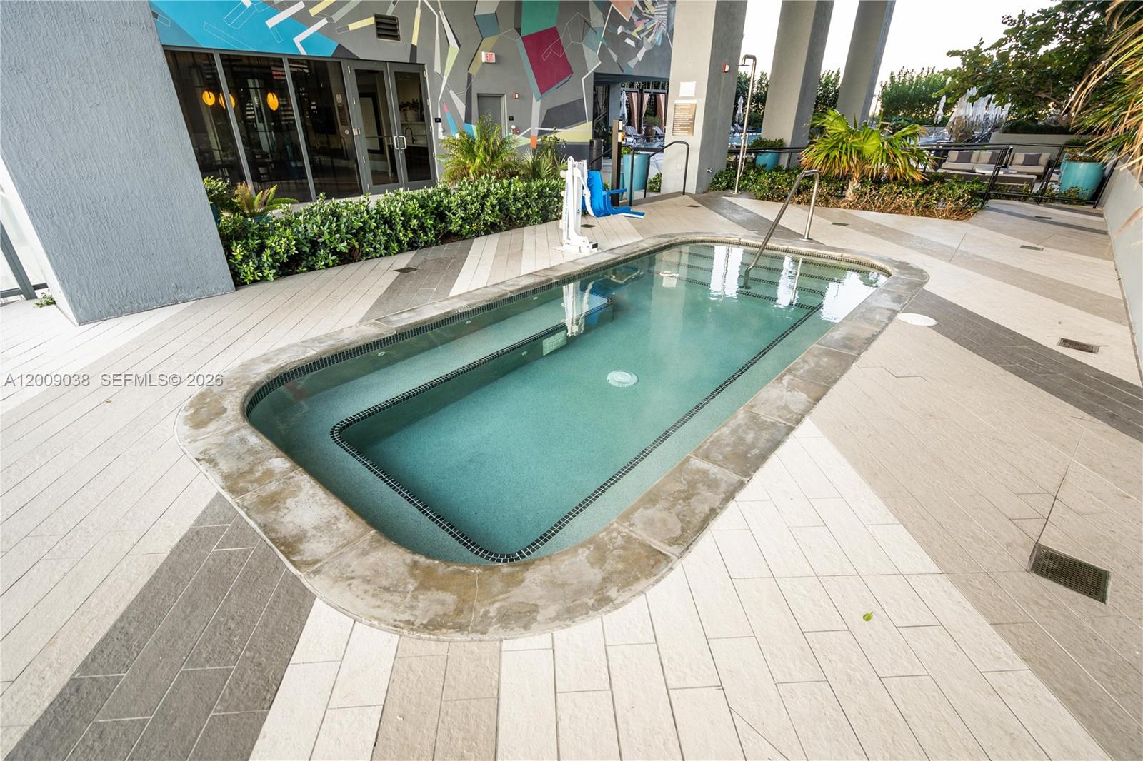 121 NE 34th St #2810, Miami FL 33137