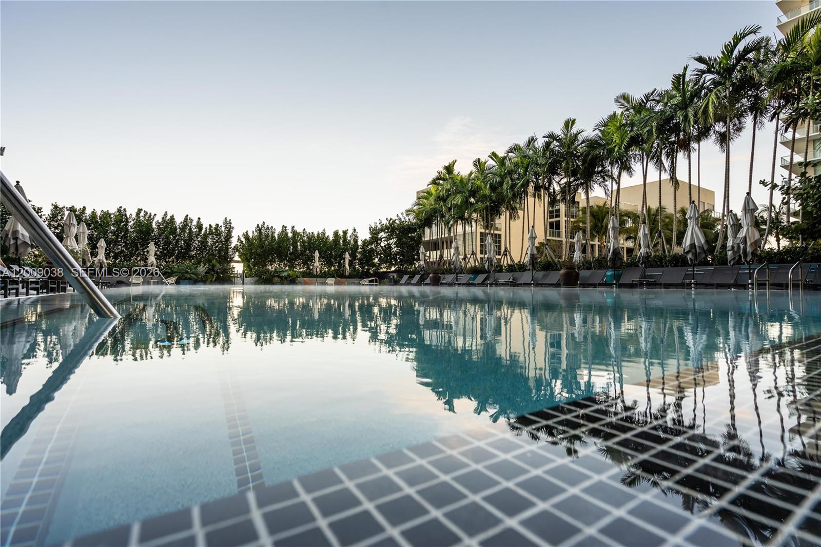121 NE 34th St #2810, Miami FL 33137