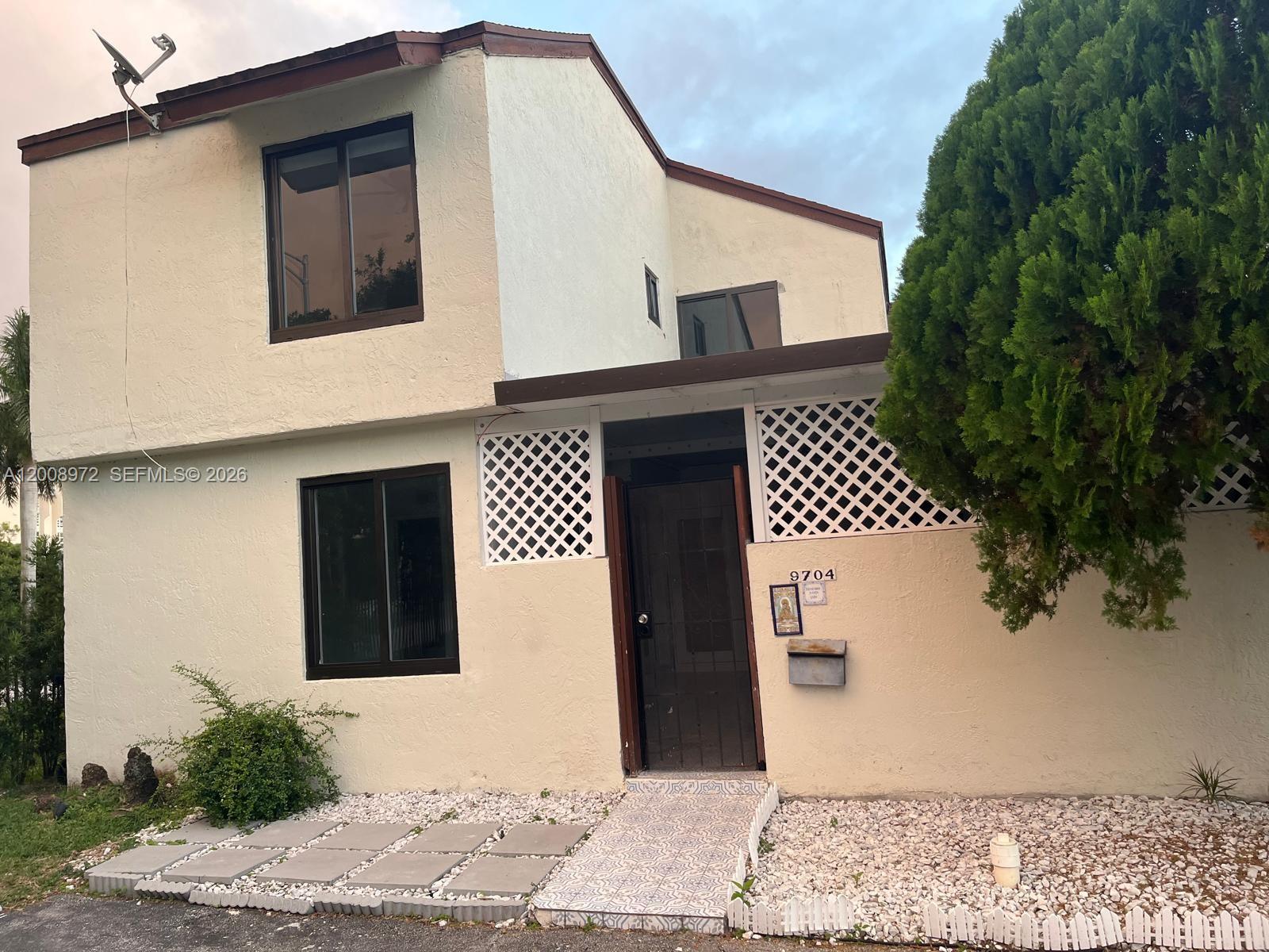 East Wind Lake Village