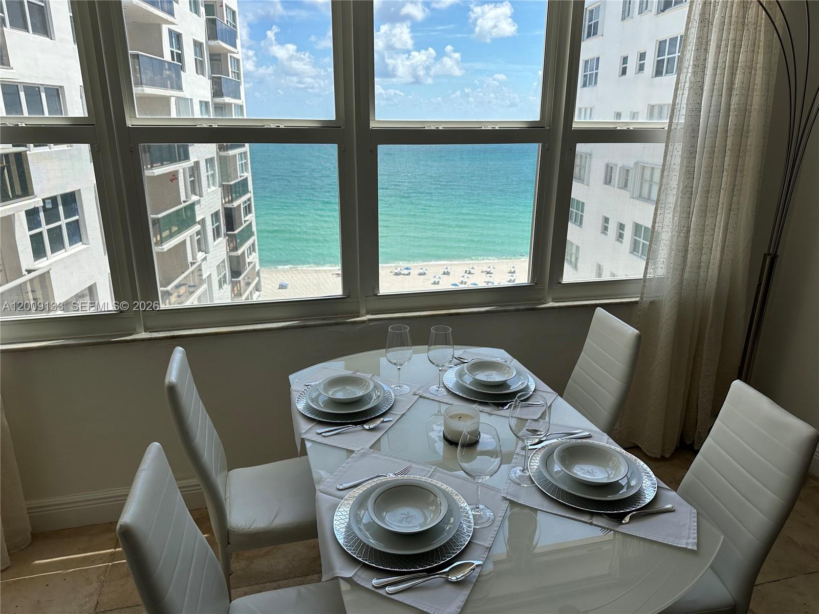 Maison Grande Condo