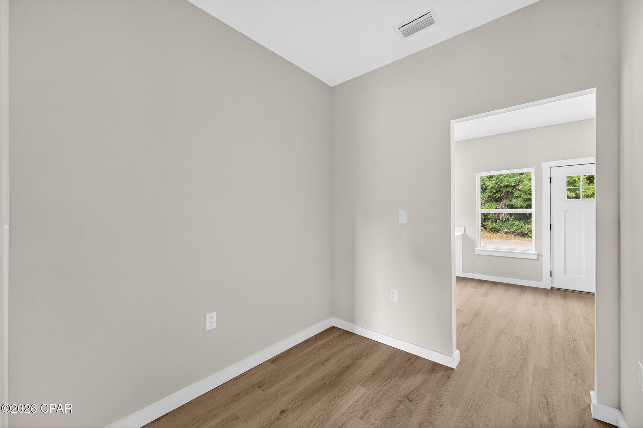 Image 14 For 812 Maple Avenue