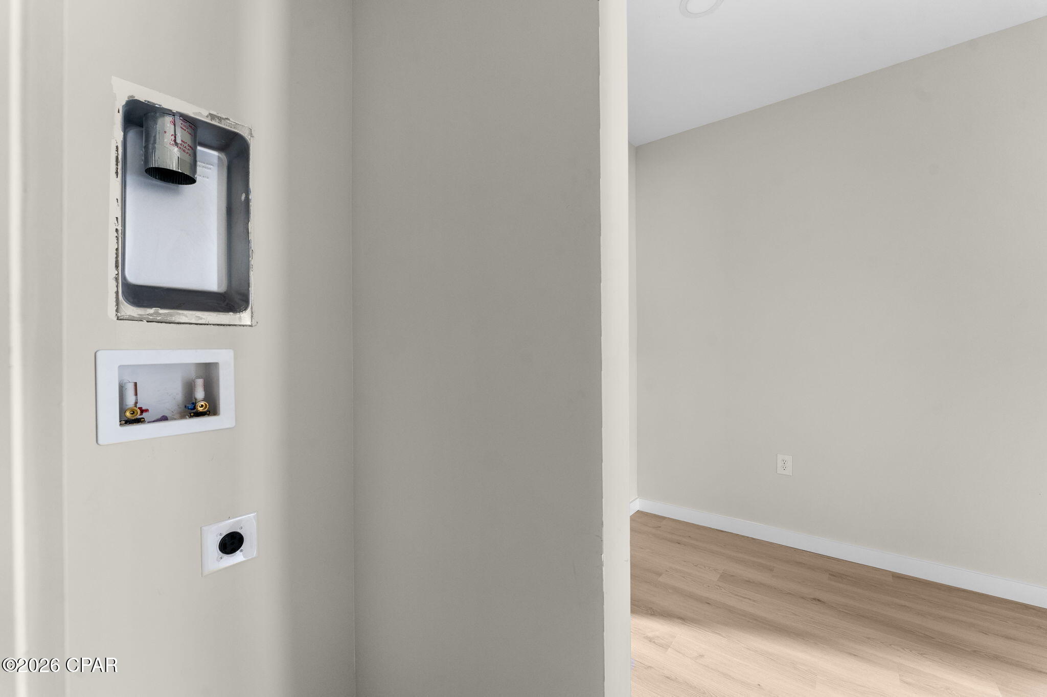 Image 15 For 812 Maple Avenue