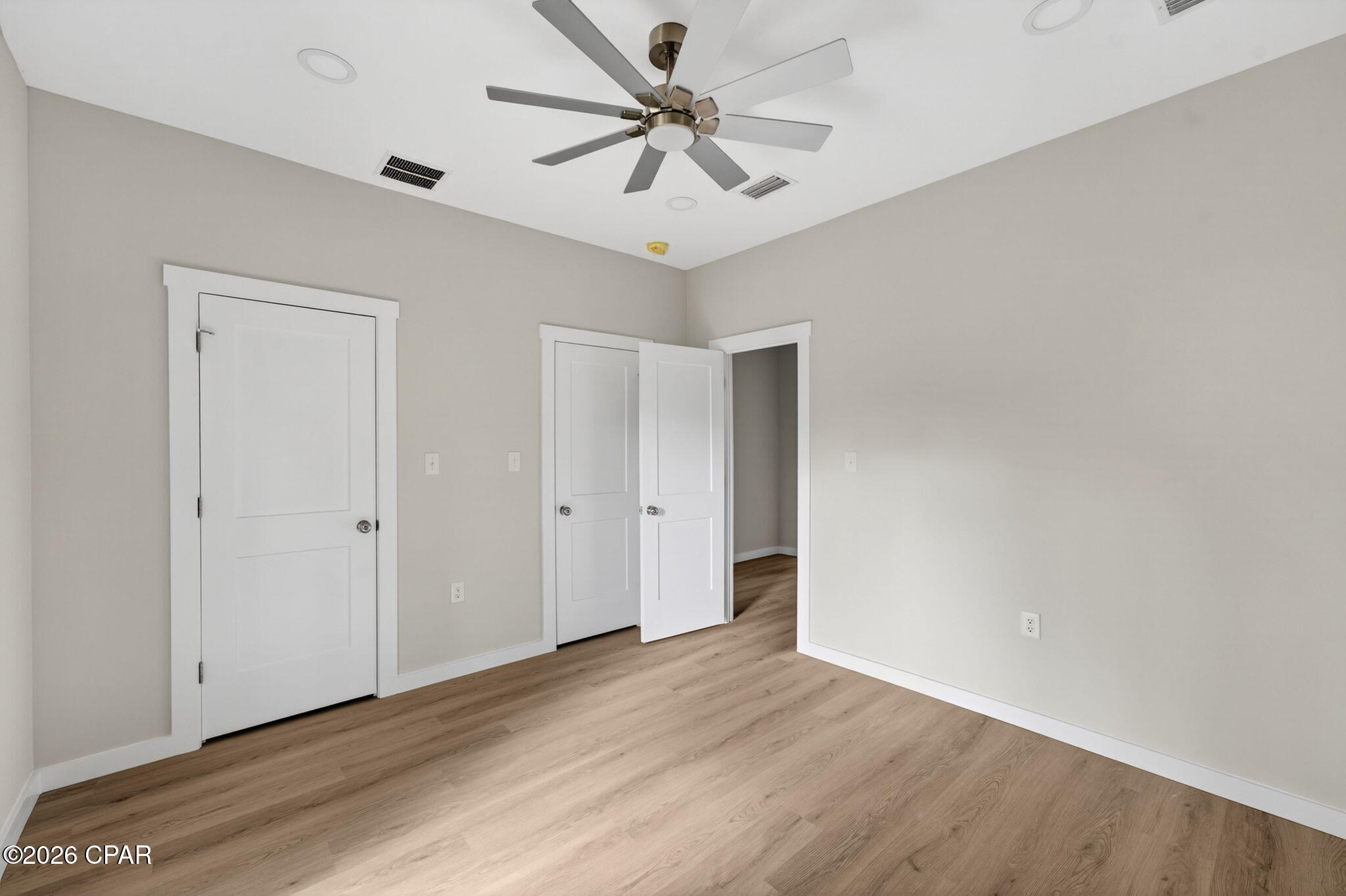 Image 18 For 812 Maple Avenue
