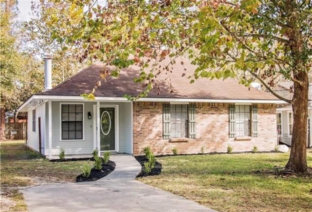 Homes for sale in Slidell, LA | 2406 Bluebird St, Slidell, LA 70460 | MLS# 2553778