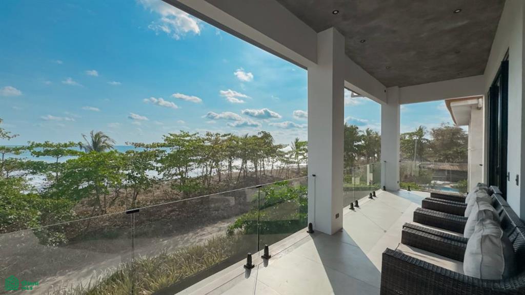 5 bed Single Family Homes For Sale in Garabito, Puntarenas - 1