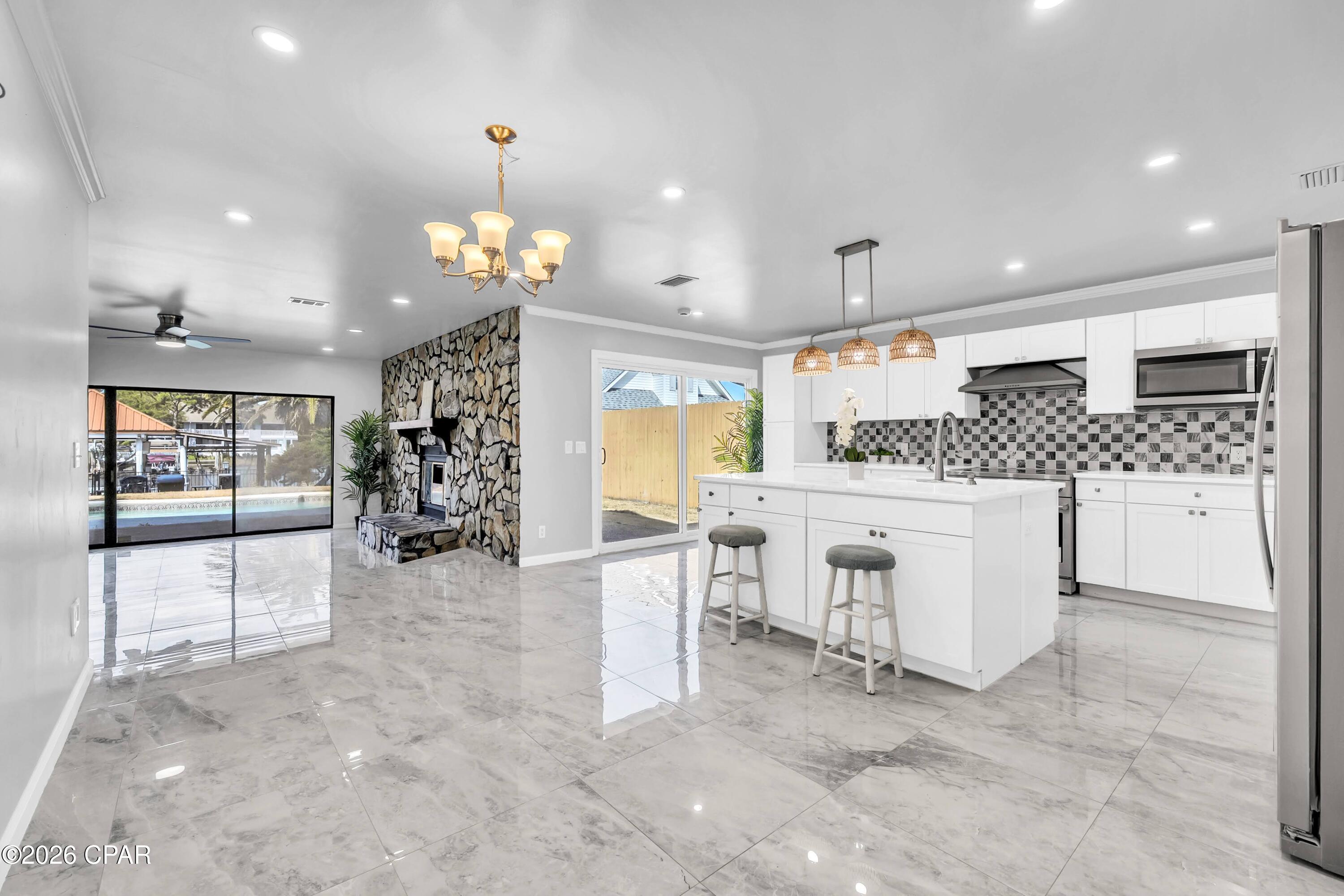 Image 13 For 8120 Lagoon Drive