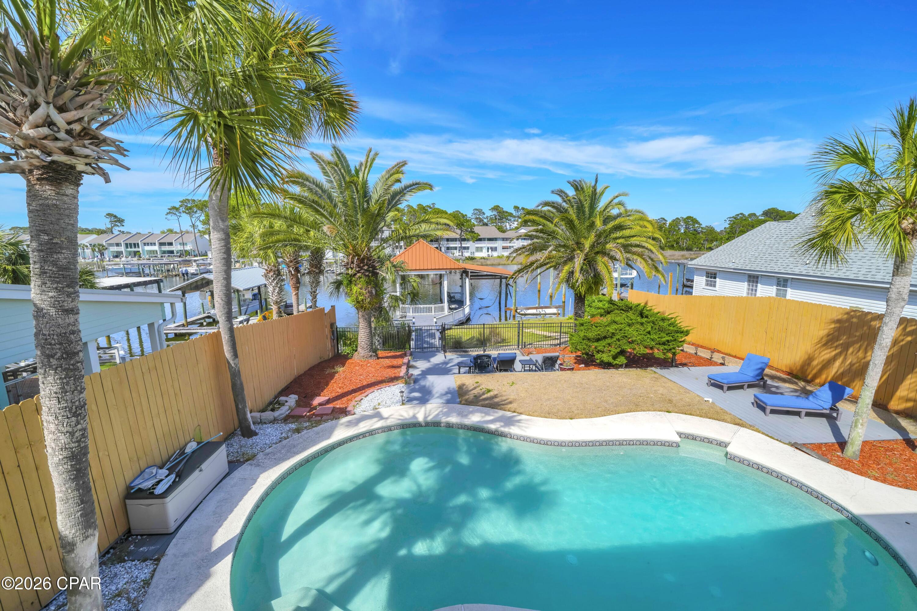 Image 2 For 8120 Lagoon Drive