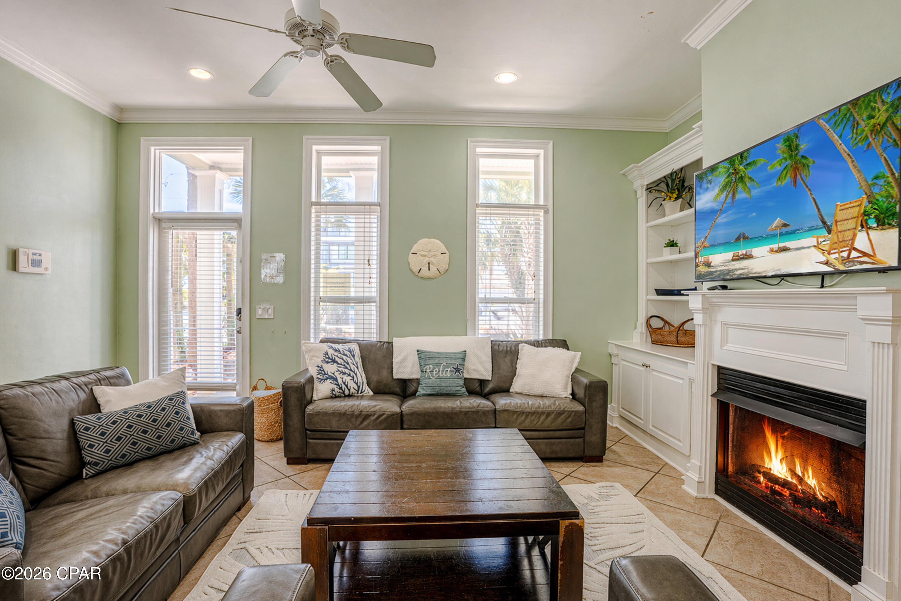 Listing photo id 10 for 5416 Gulf Drive