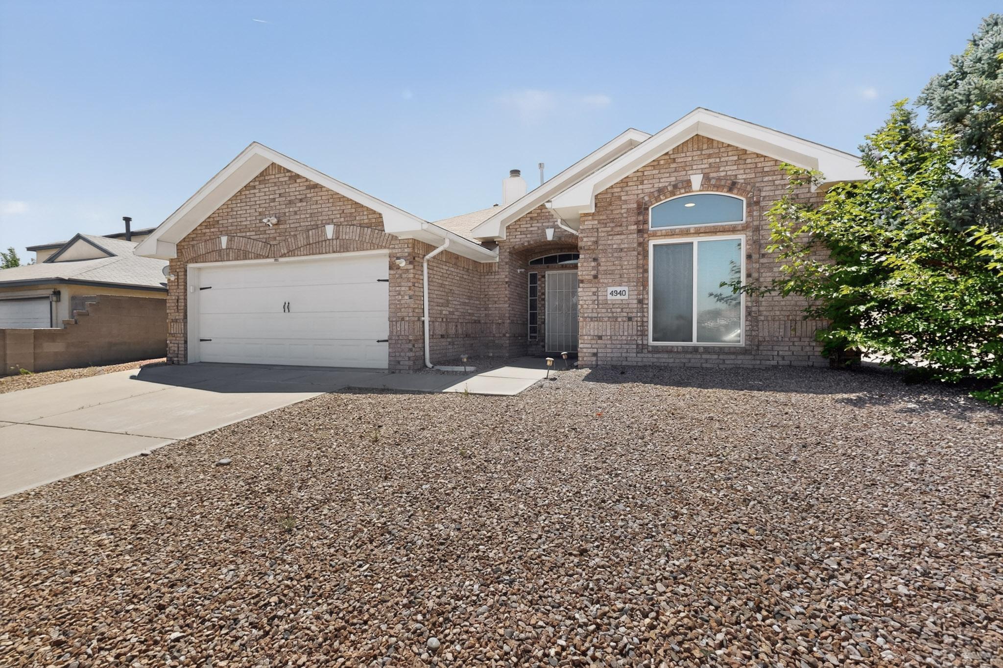 Homes for sale in Albuquerque, NM | 4940 Tb Catron Ave Nw, Albuquerque, NM 87114 | MLS# 1102520