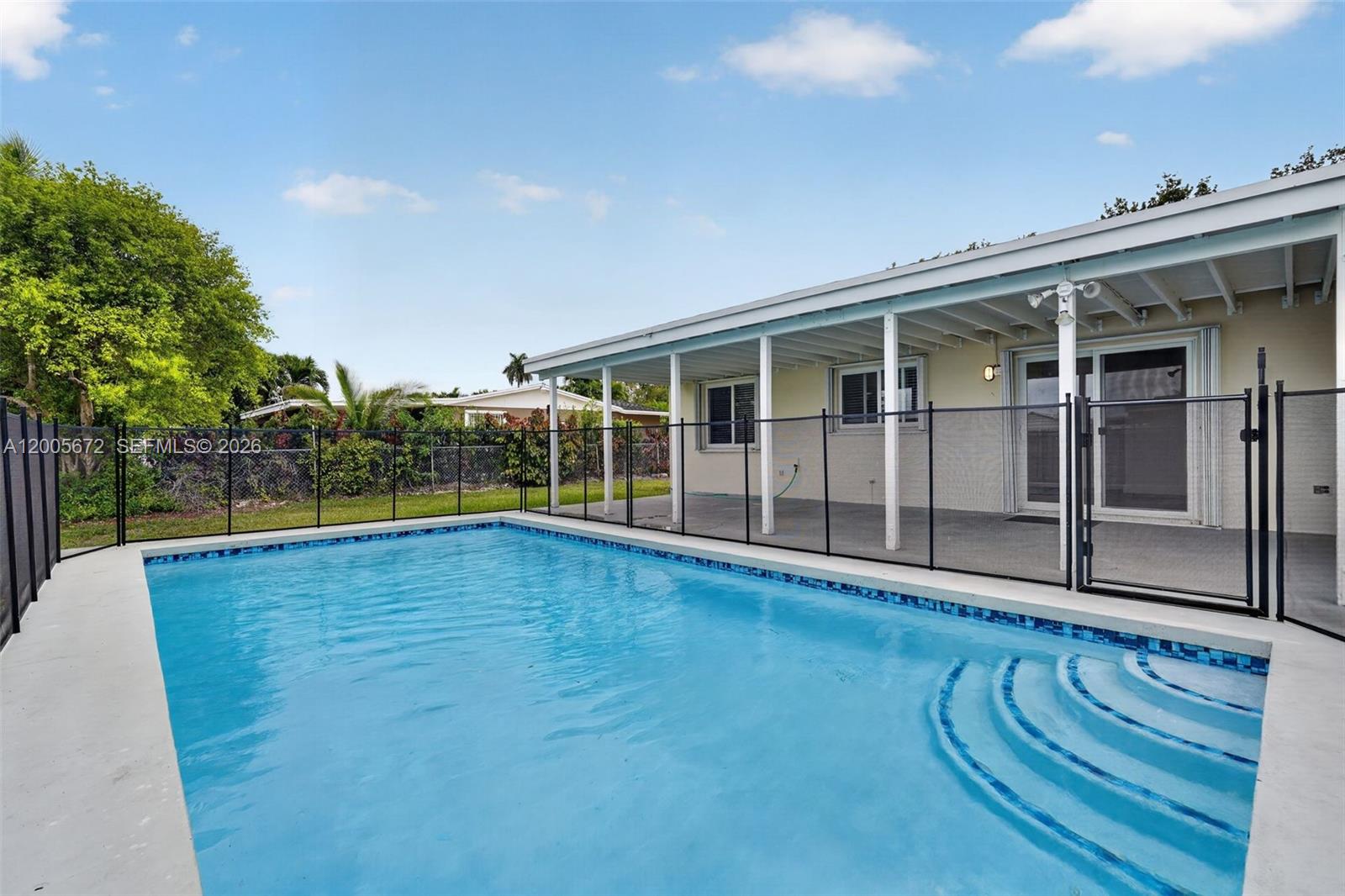 Homes for sale in Homestead, FL | 341 Nw 15th St, Homestead, FL 33030 | MLS# A12005672