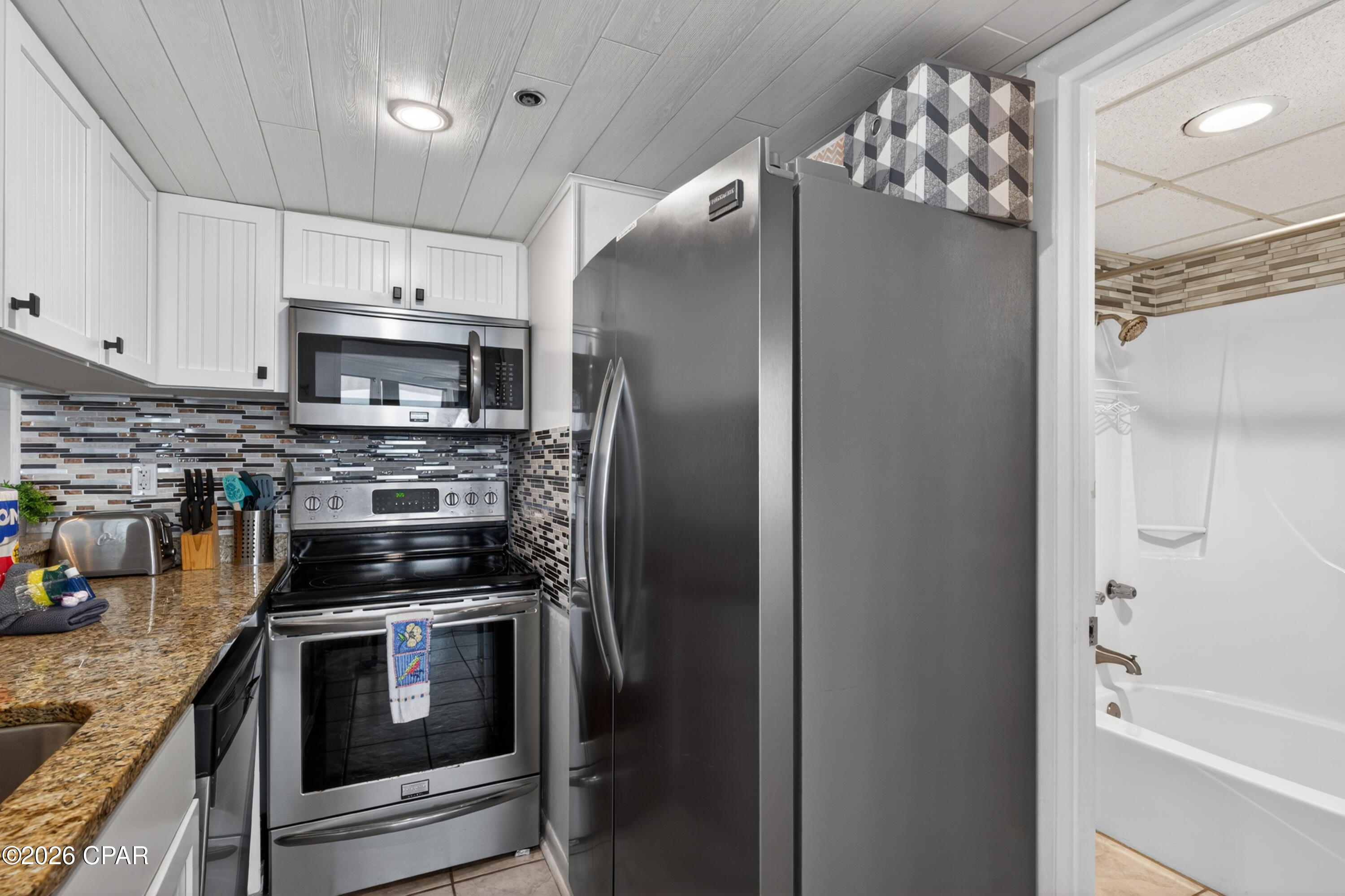 Image 16 For 9850 Thomas Drive 1103e