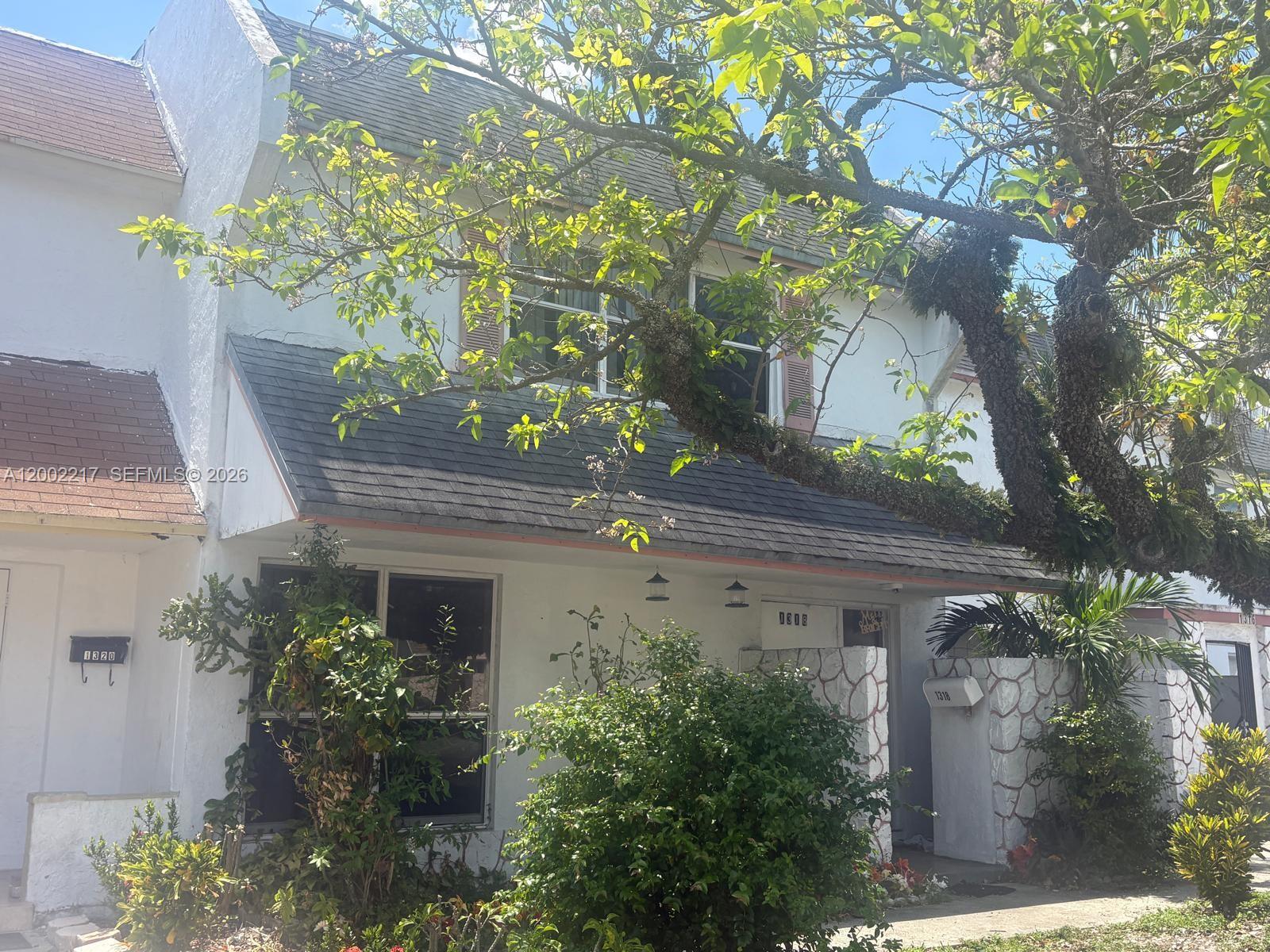 1318 Silverado Dr Unit , North Lauderdale, Florida 33068