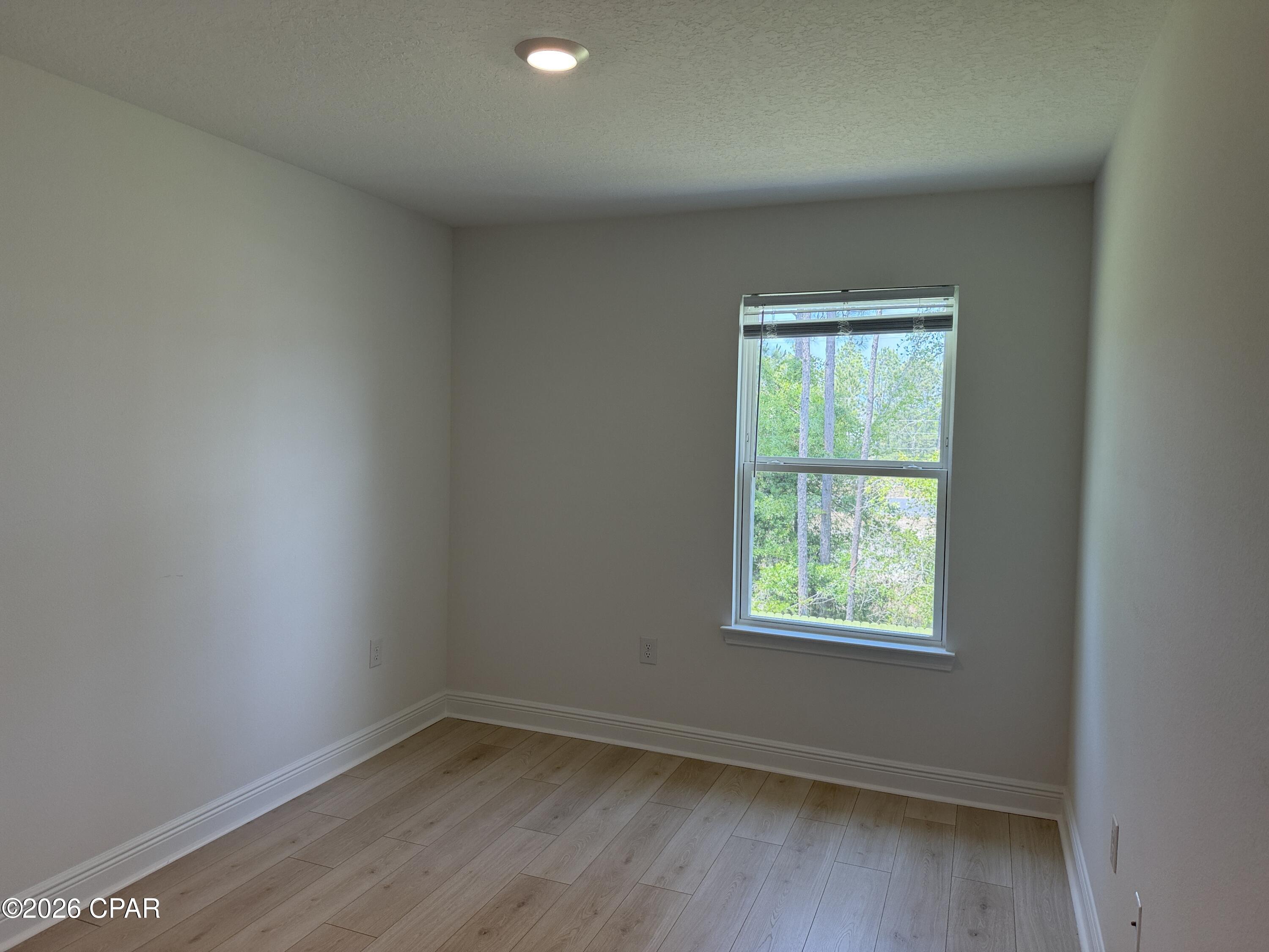 Image 19 For 479 Melrose Way