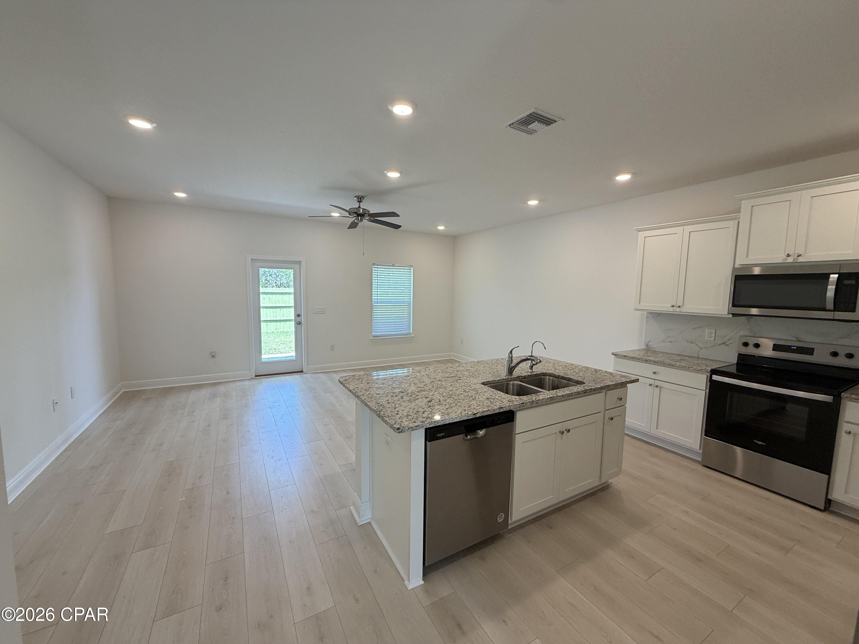 Image 4 For 479 Melrose Way