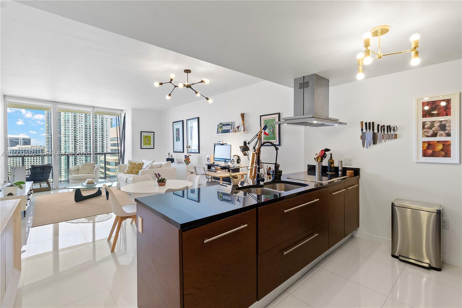 Icon Brickell No Two