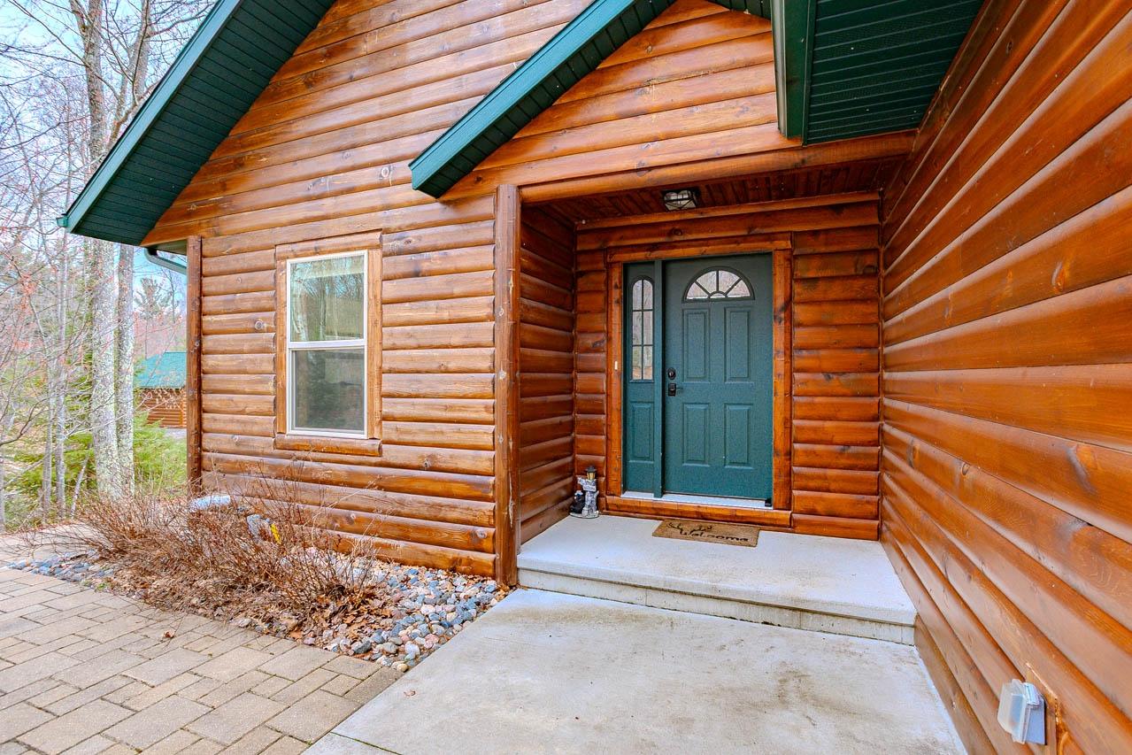 Lake Thompson Property 4387 Double Oaks Tr Photo 4