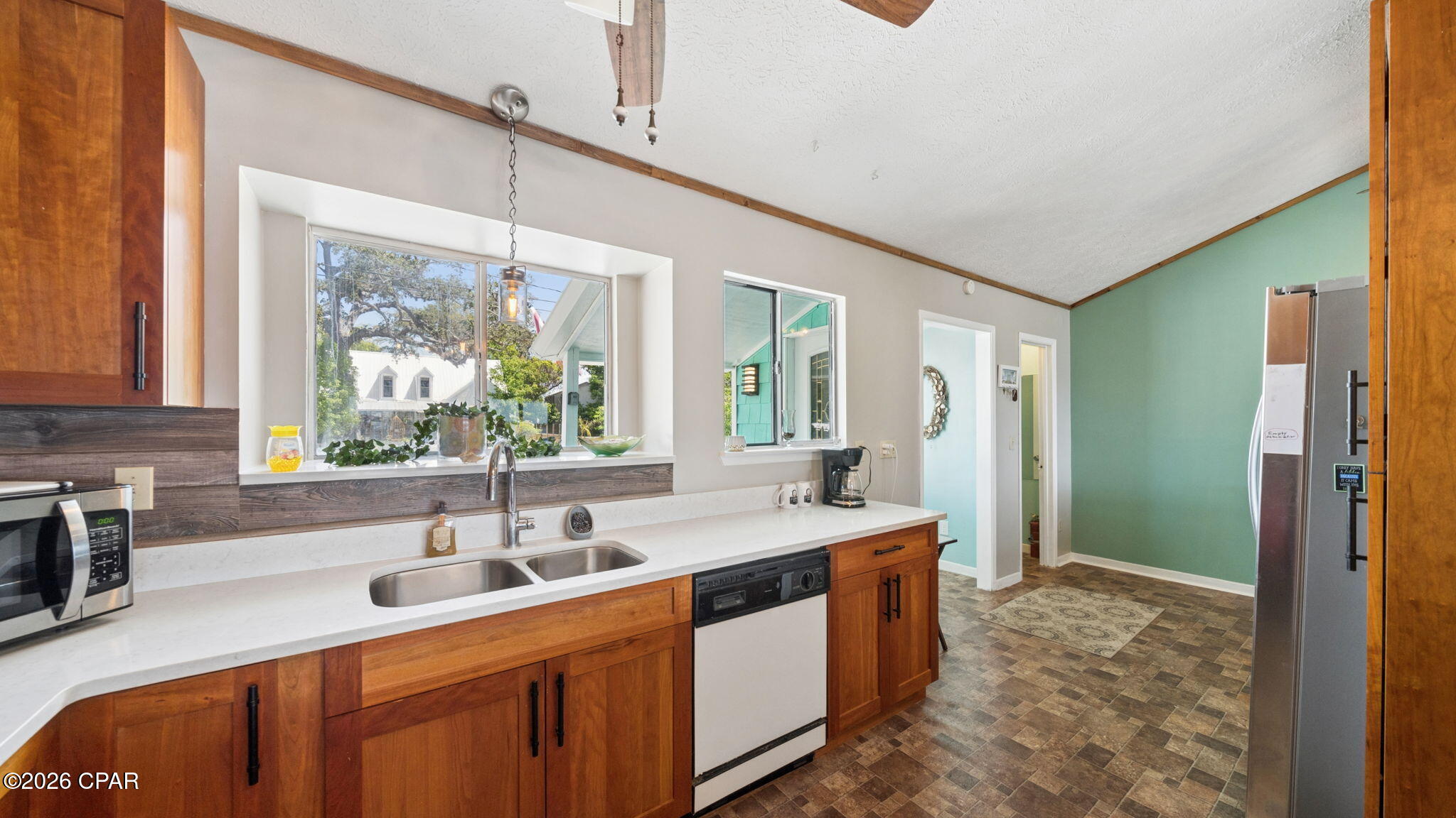 Image 20 For 926 Pitts Avenue