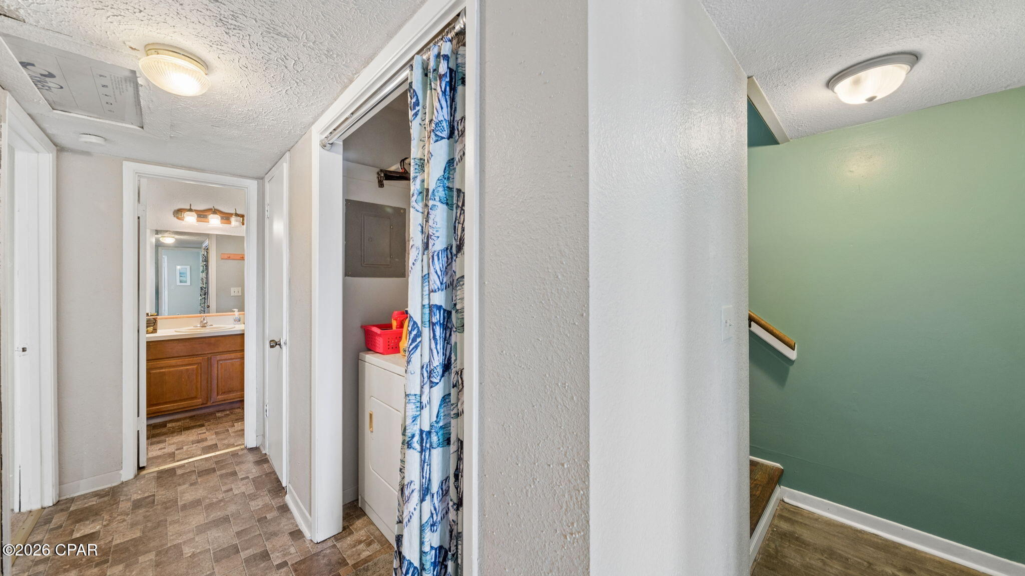 Image 37 For 926 Pitts Avenue