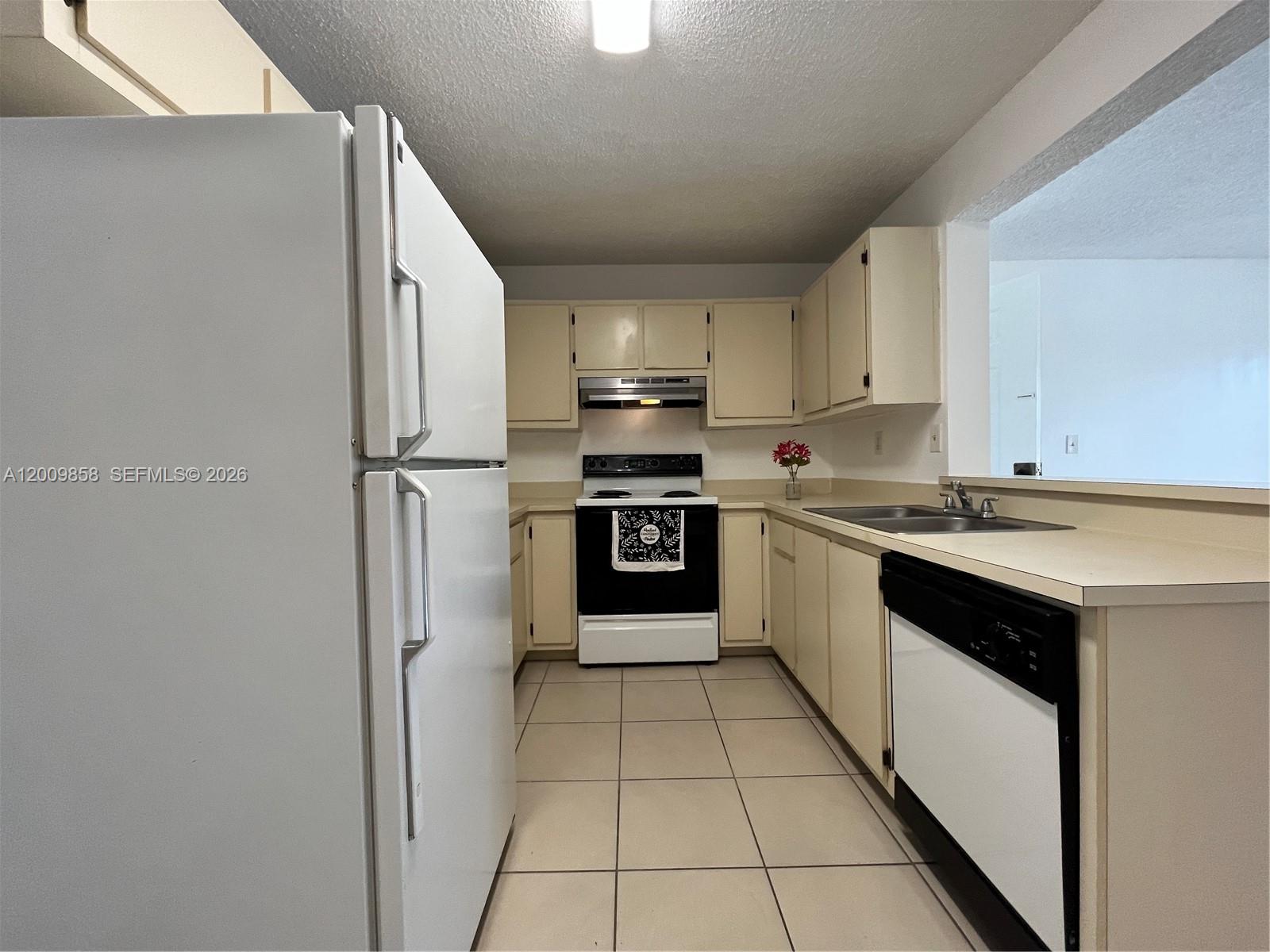 Palms Of Pembroke Condo
