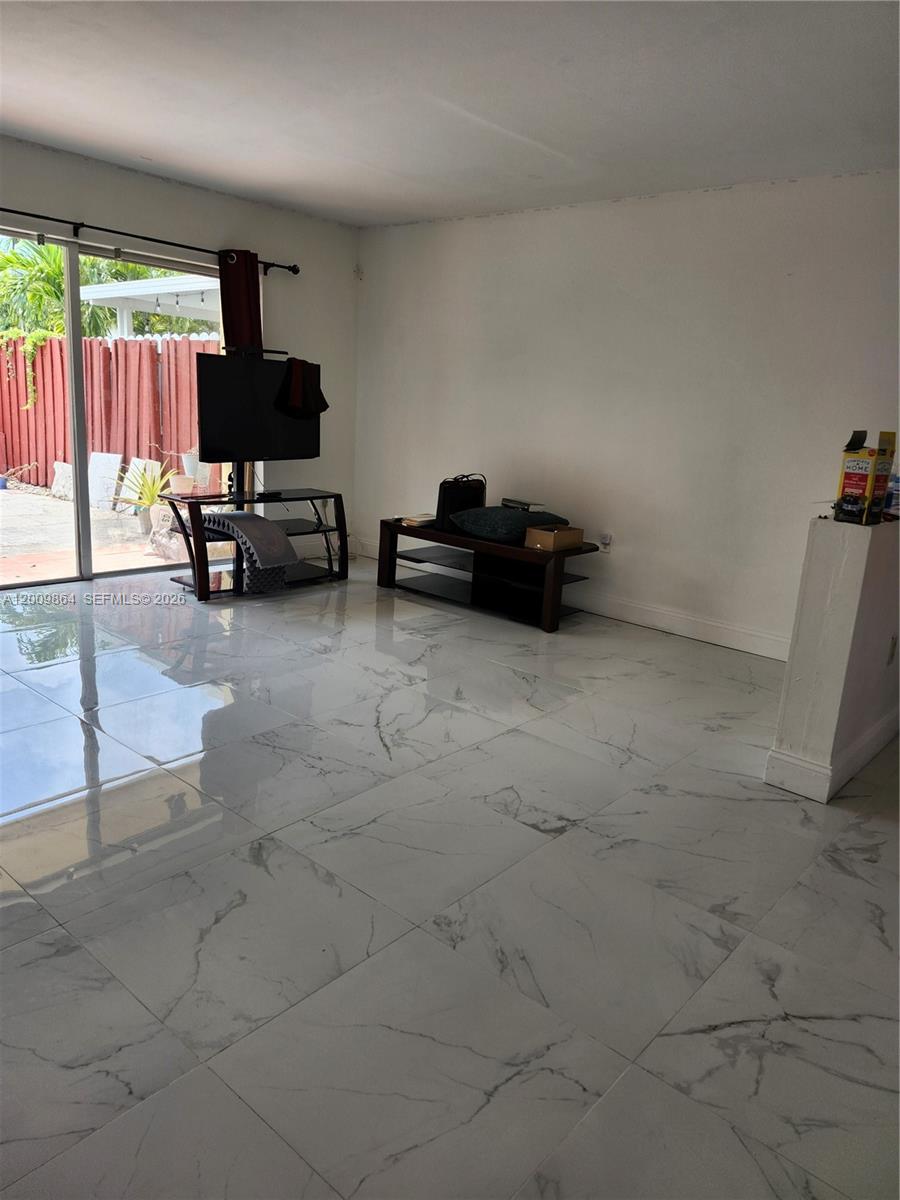 312 NW 114th Ave #4-104, Sweetwater FL 33172