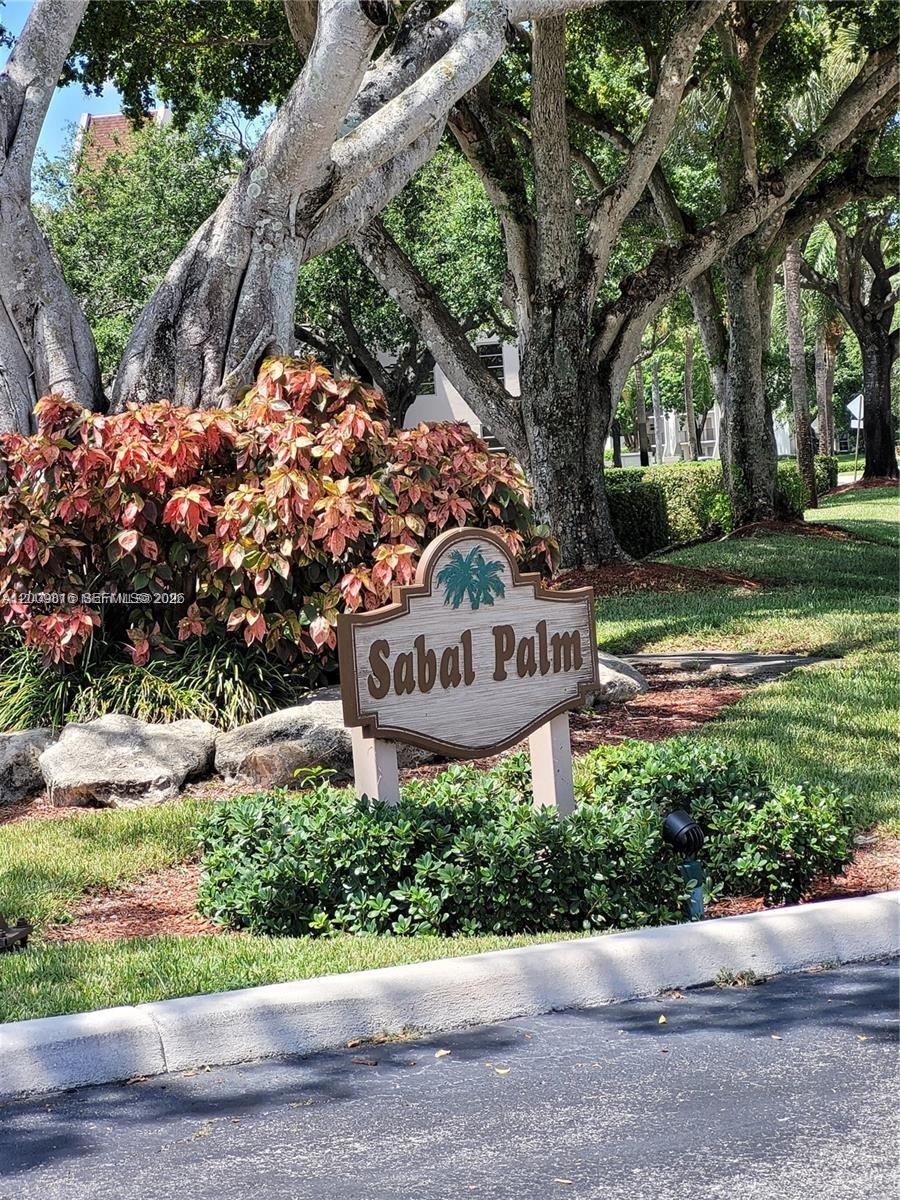 Condo 1 Of Sabal Palm Con