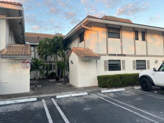 Seville Townhouses Condo