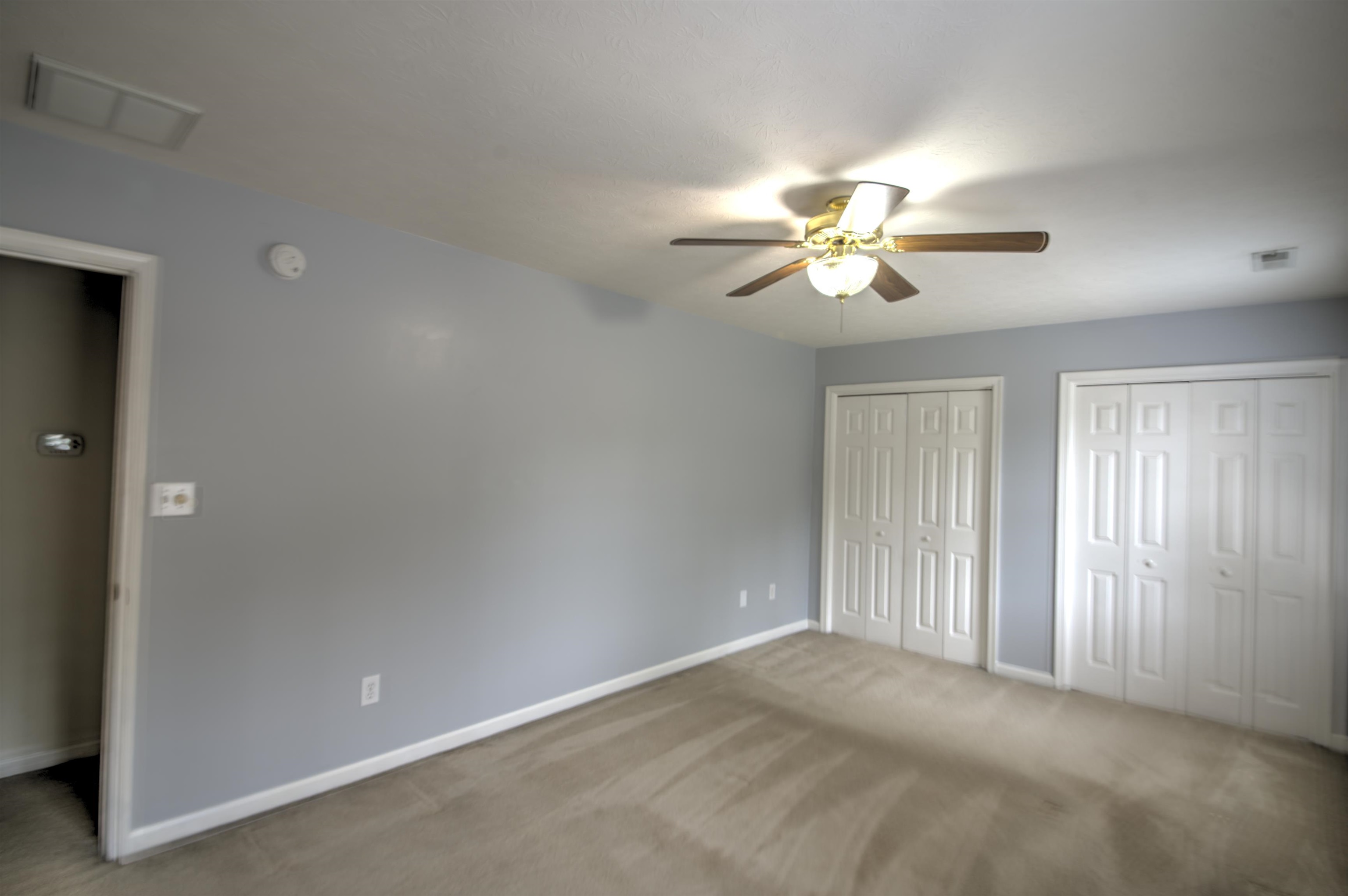 152 Nottingham Ln