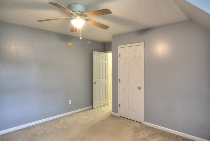 152 Nottingham Ln